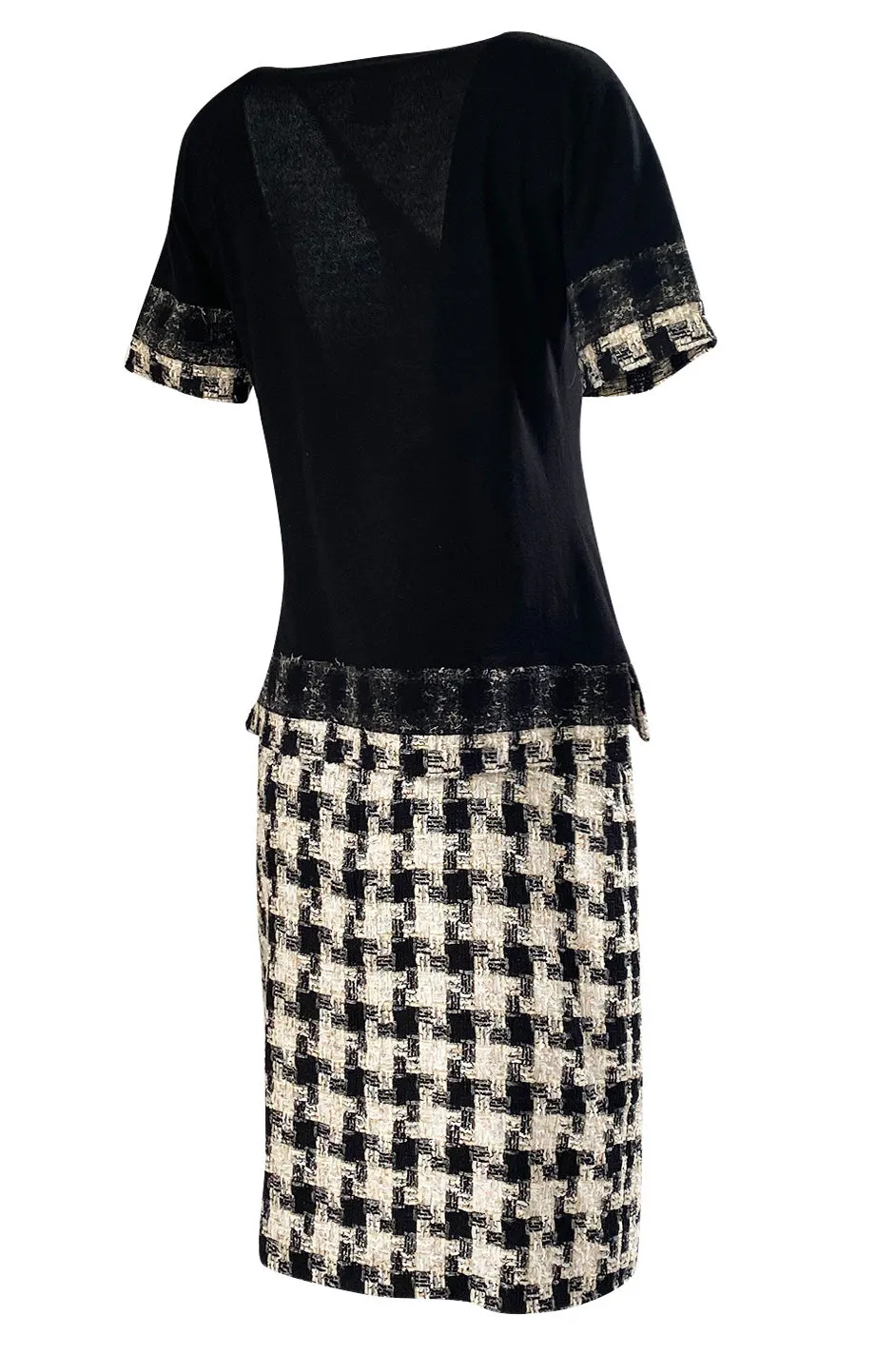 2005 Cruise Chanel Classic Boucle Skirt & Black Cashemere Top Set