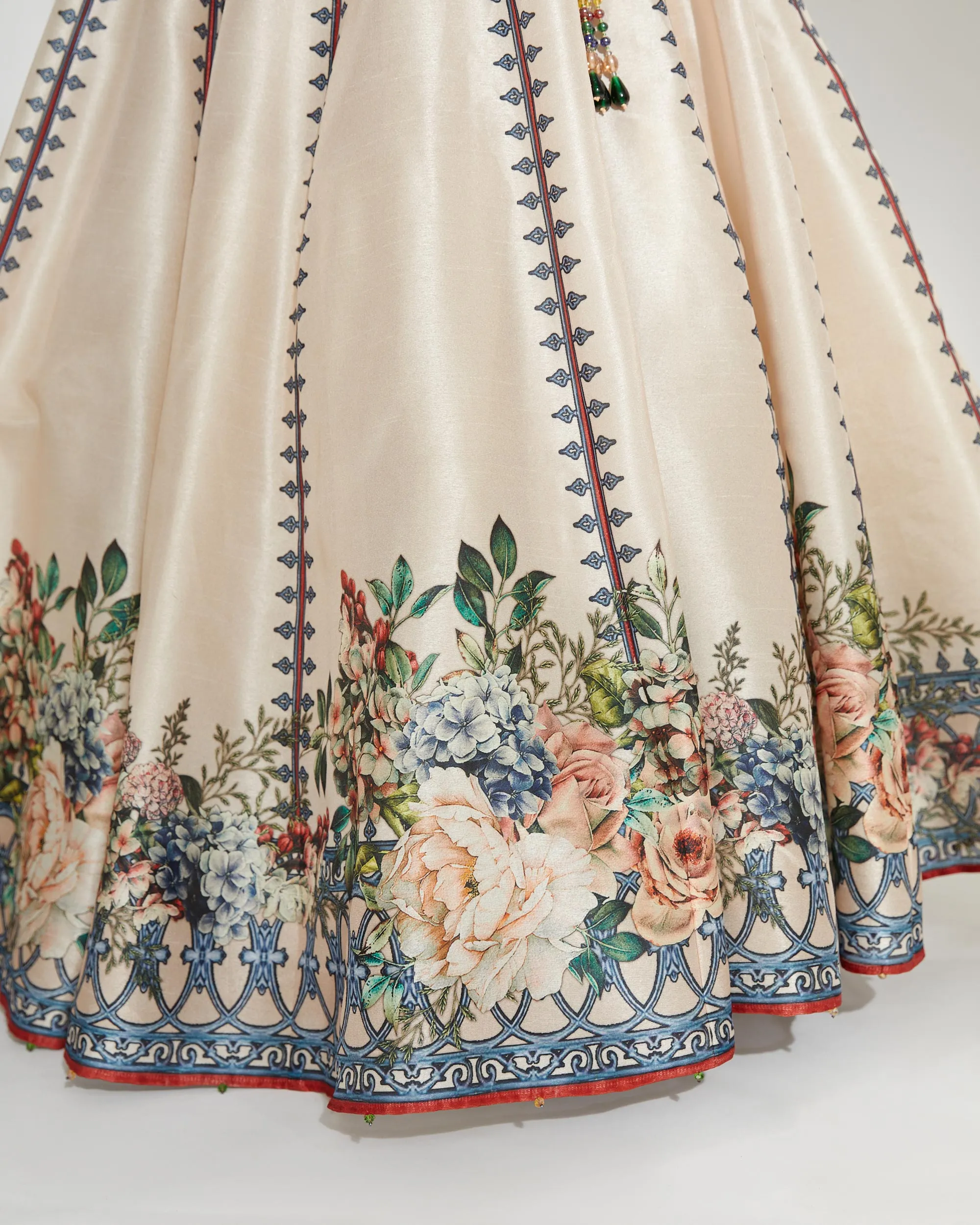 A Notting Hill Summer : Leela - Beige