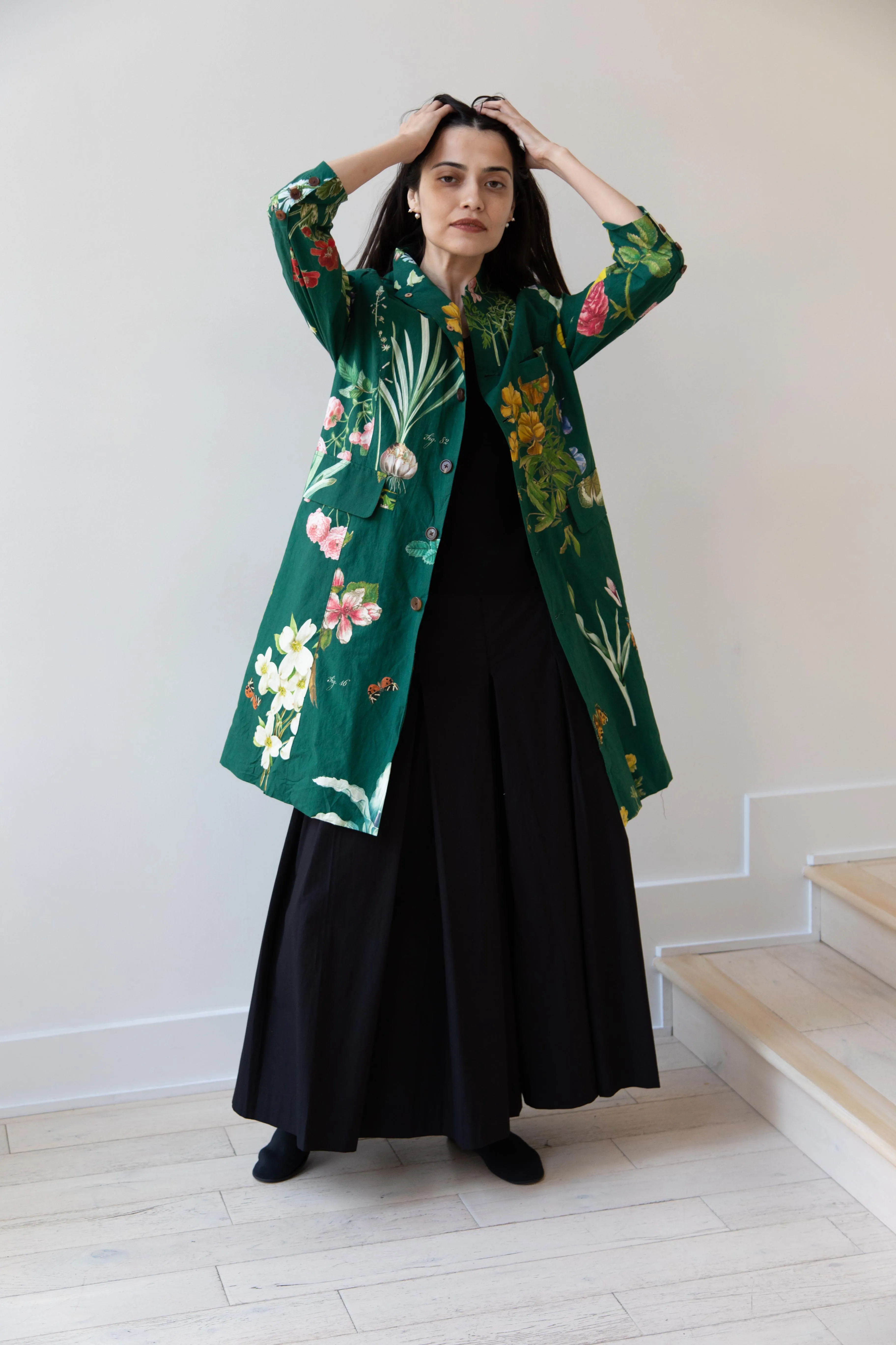 Aleksandr Manamïs | Coat in Jardin Vert