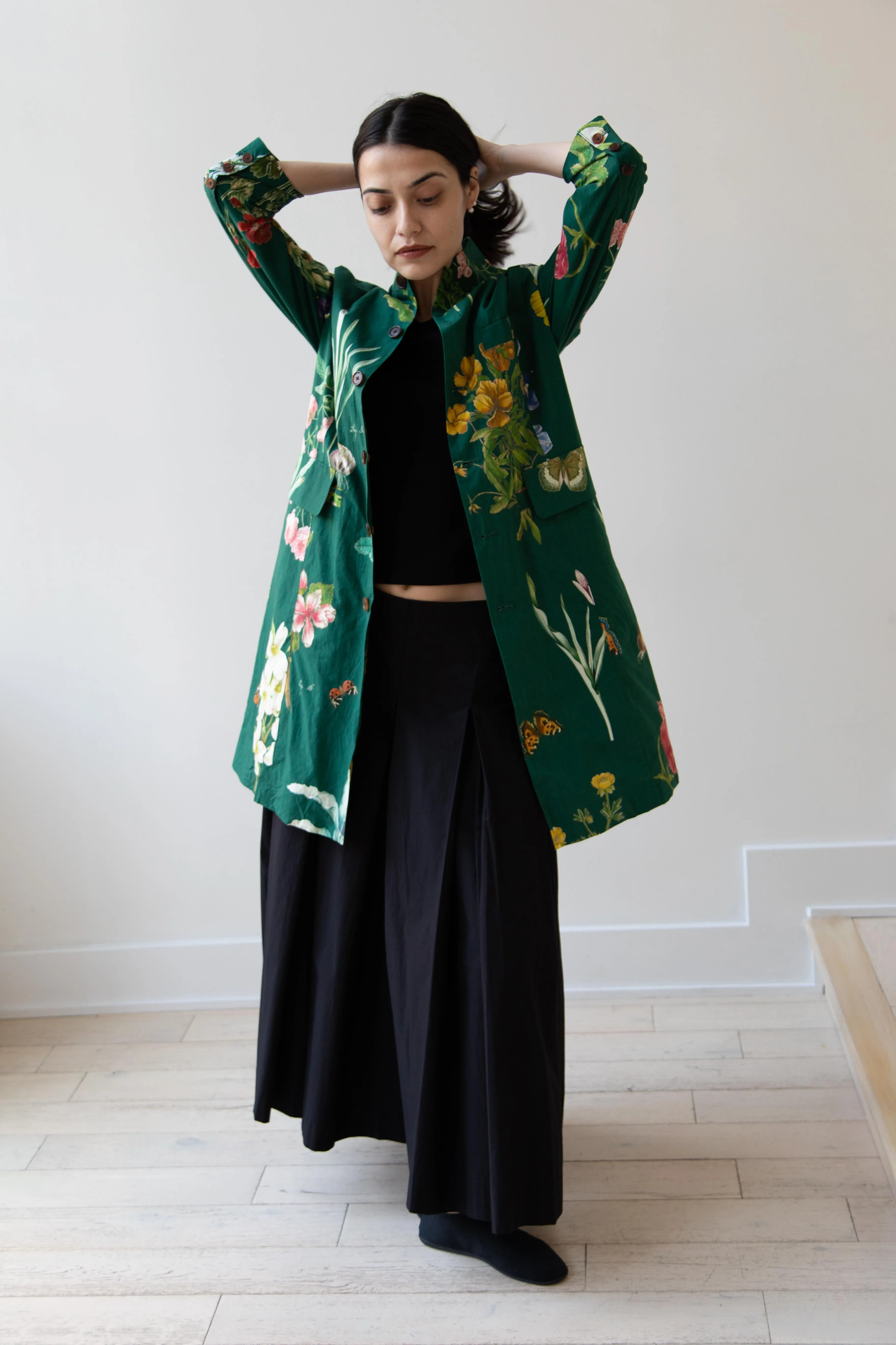 Aleksandr Manamïs | Coat in Jardin Vert