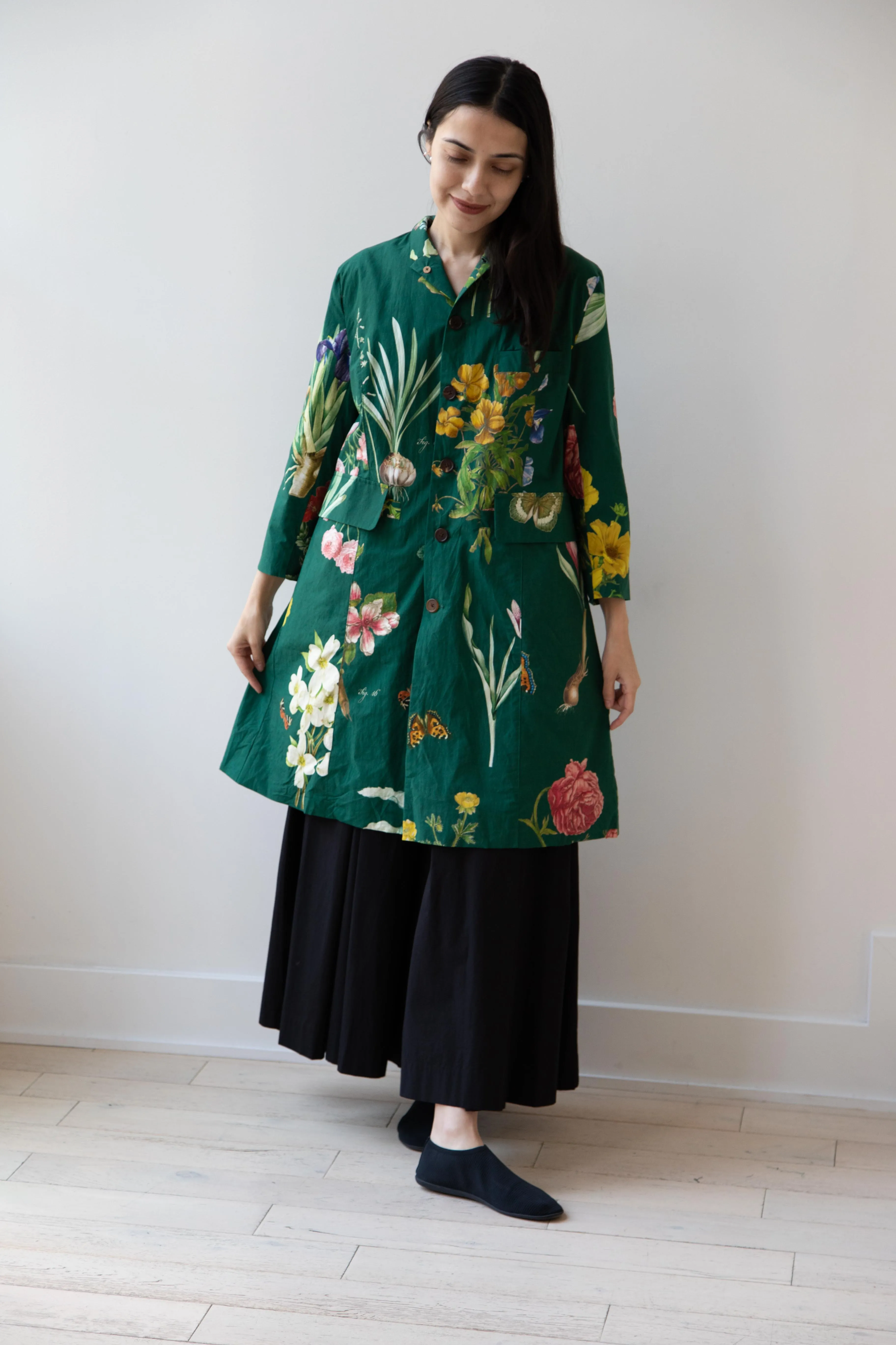 Aleksandr Manamïs | Coat in Jardin Vert