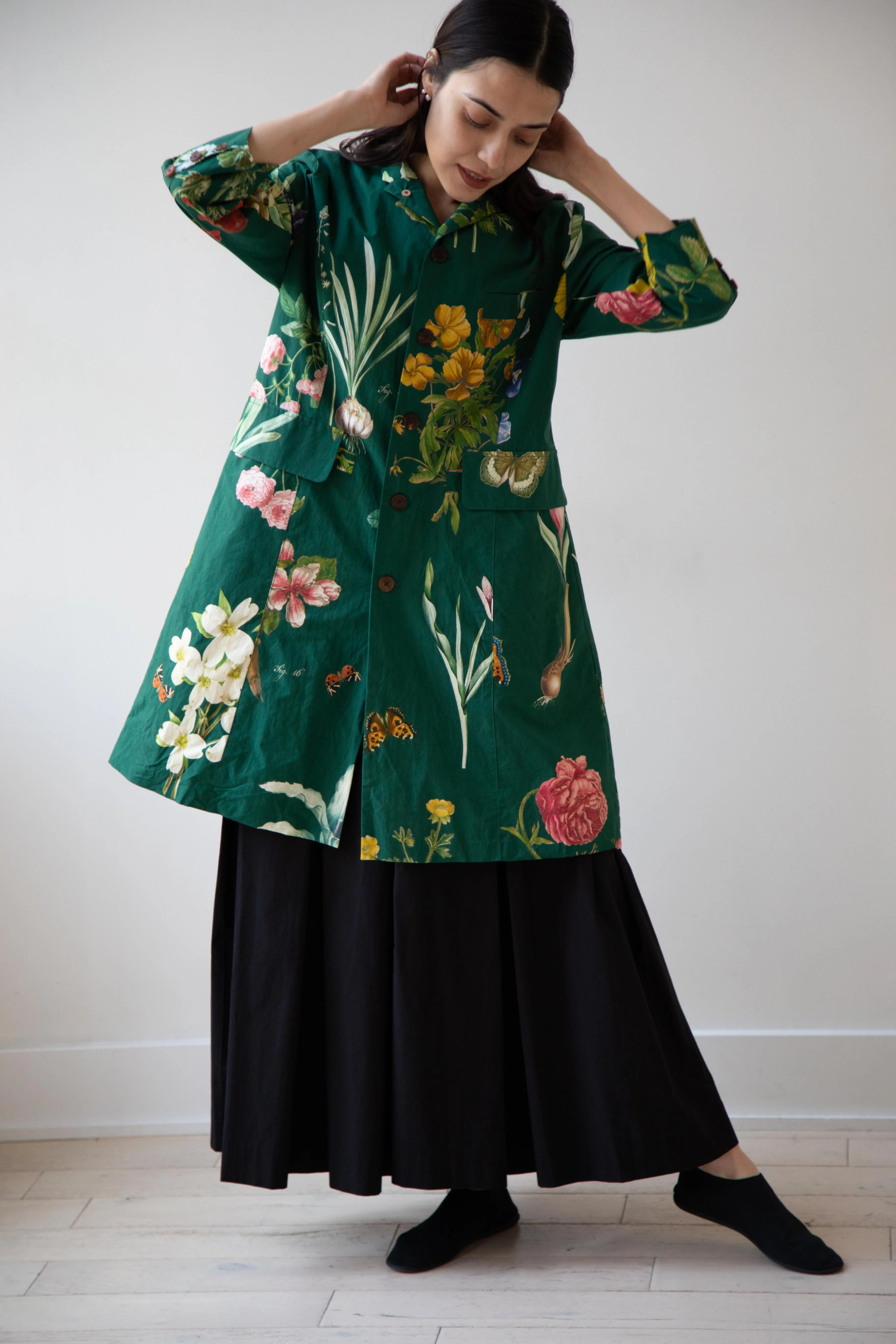 Aleksandr Manamïs | Coat in Jardin Vert