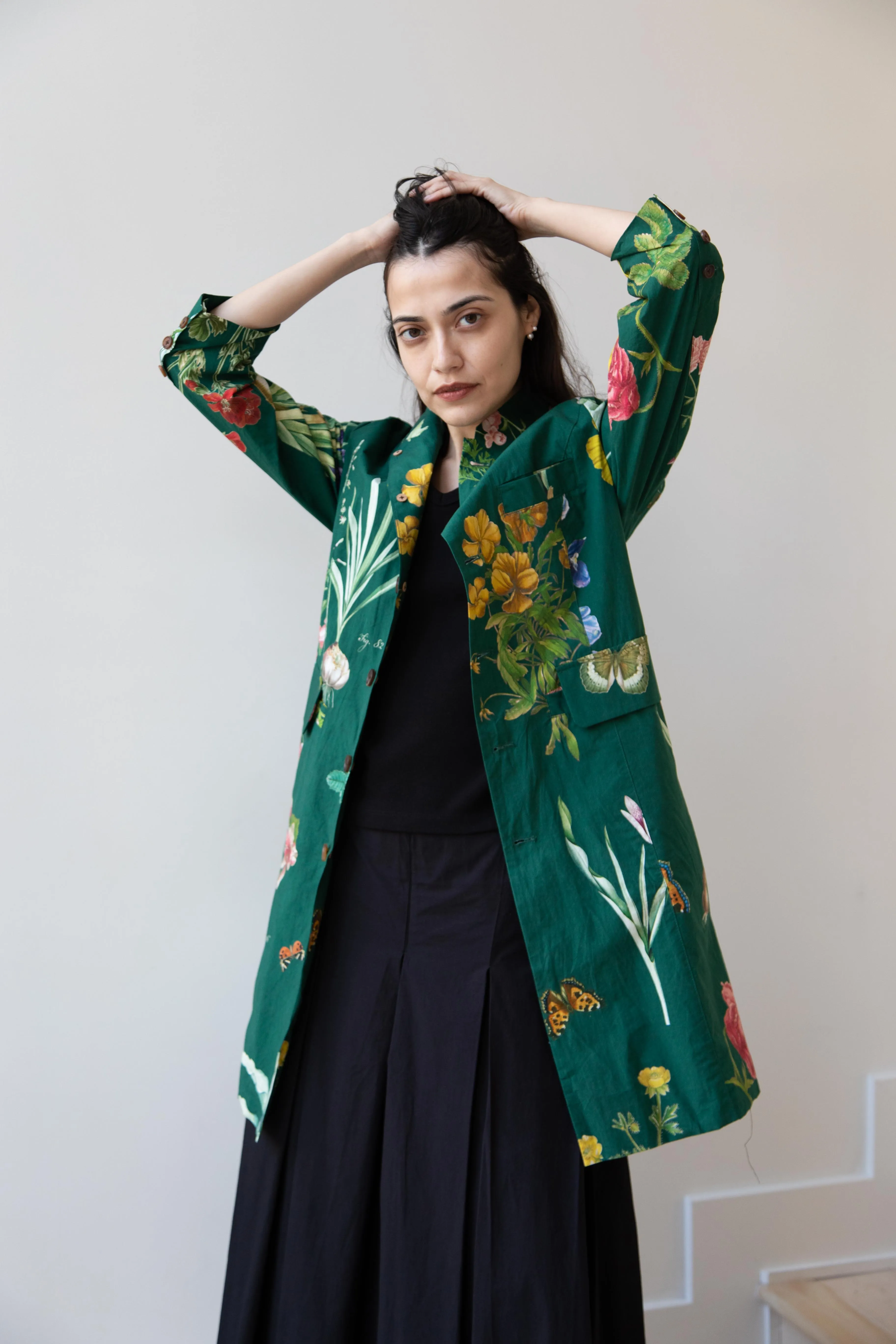 Aleksandr Manamïs | Coat in Jardin Vert