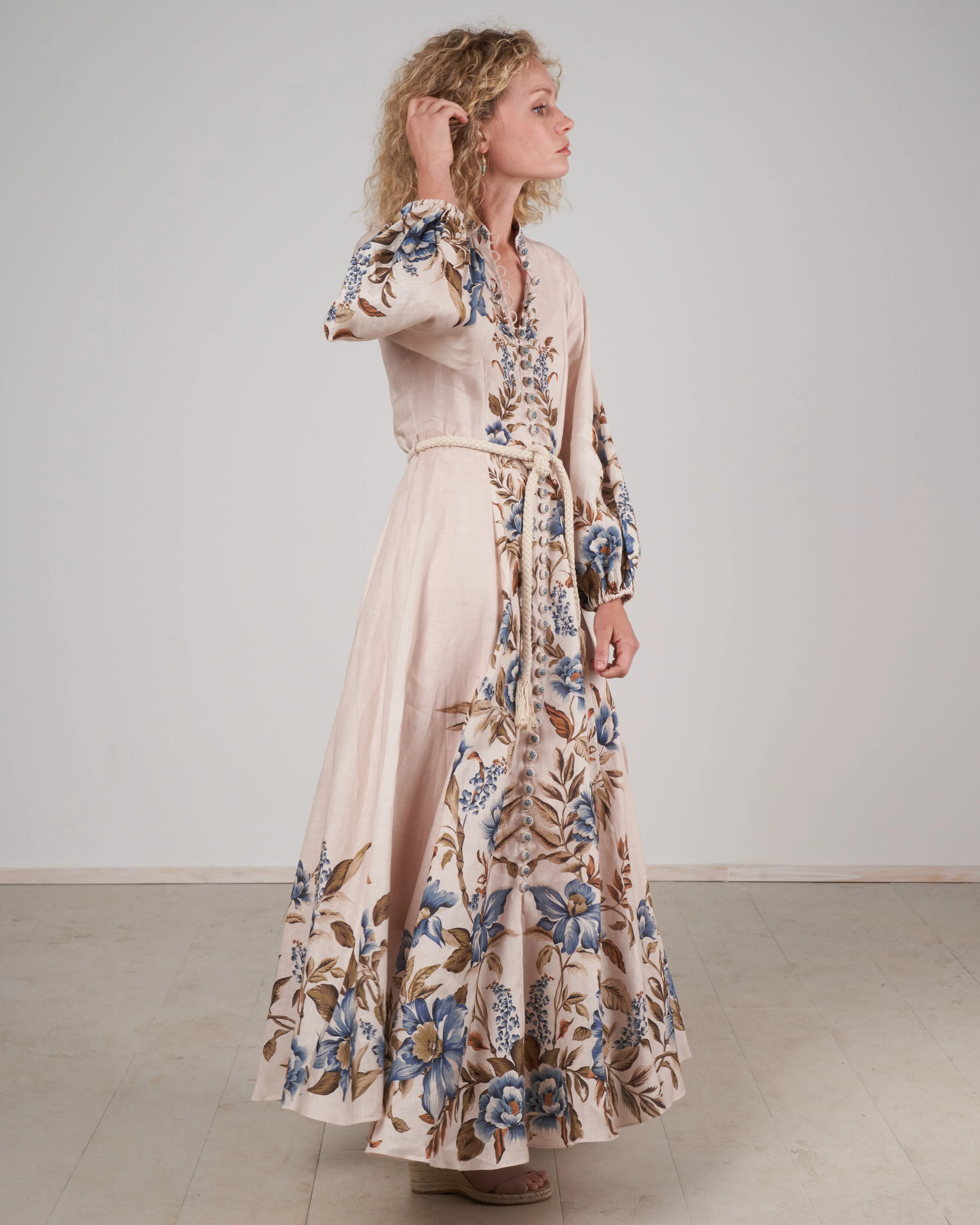aliane billow long dress - khaki floral khf