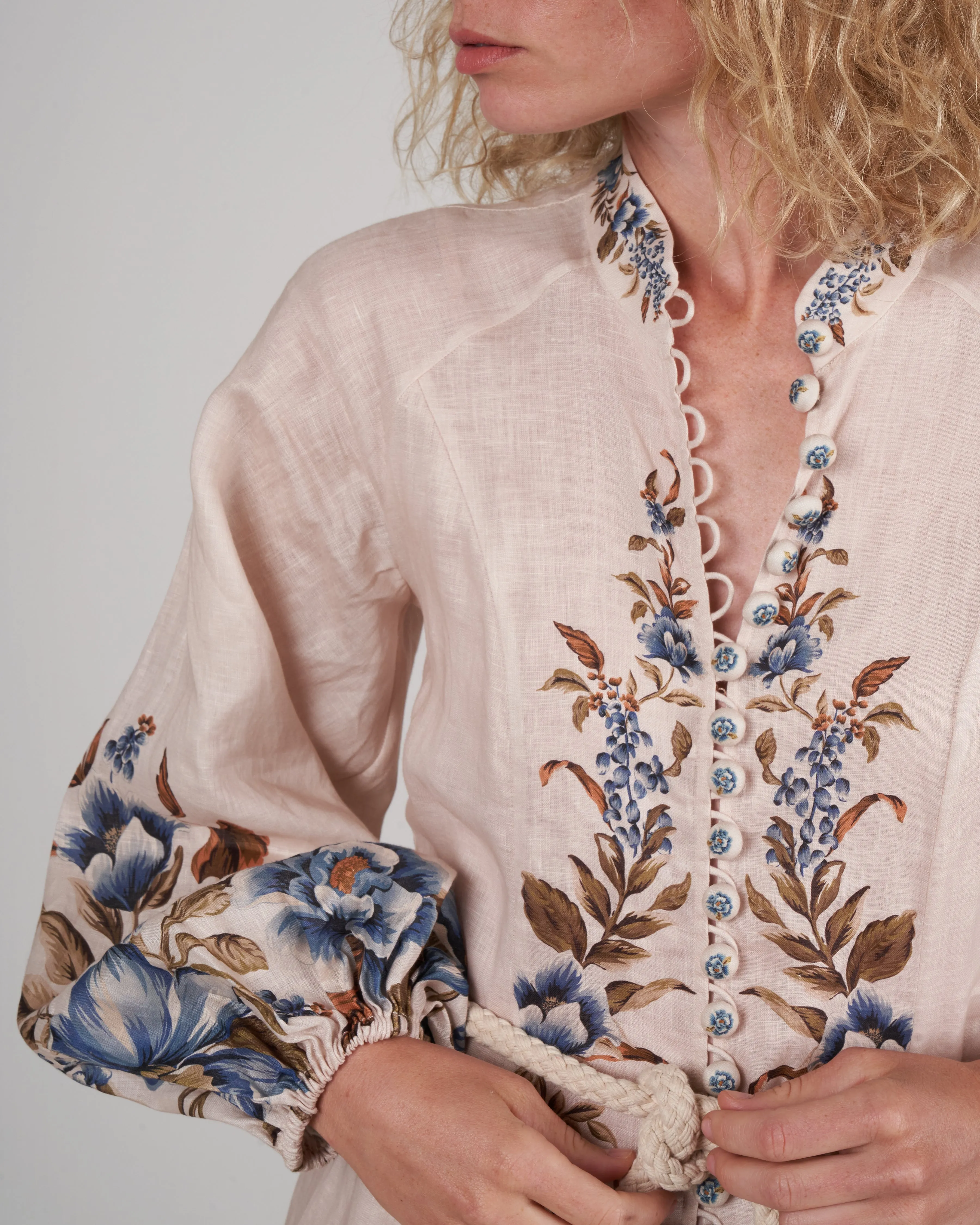 aliane billow long dress - khaki floral khf