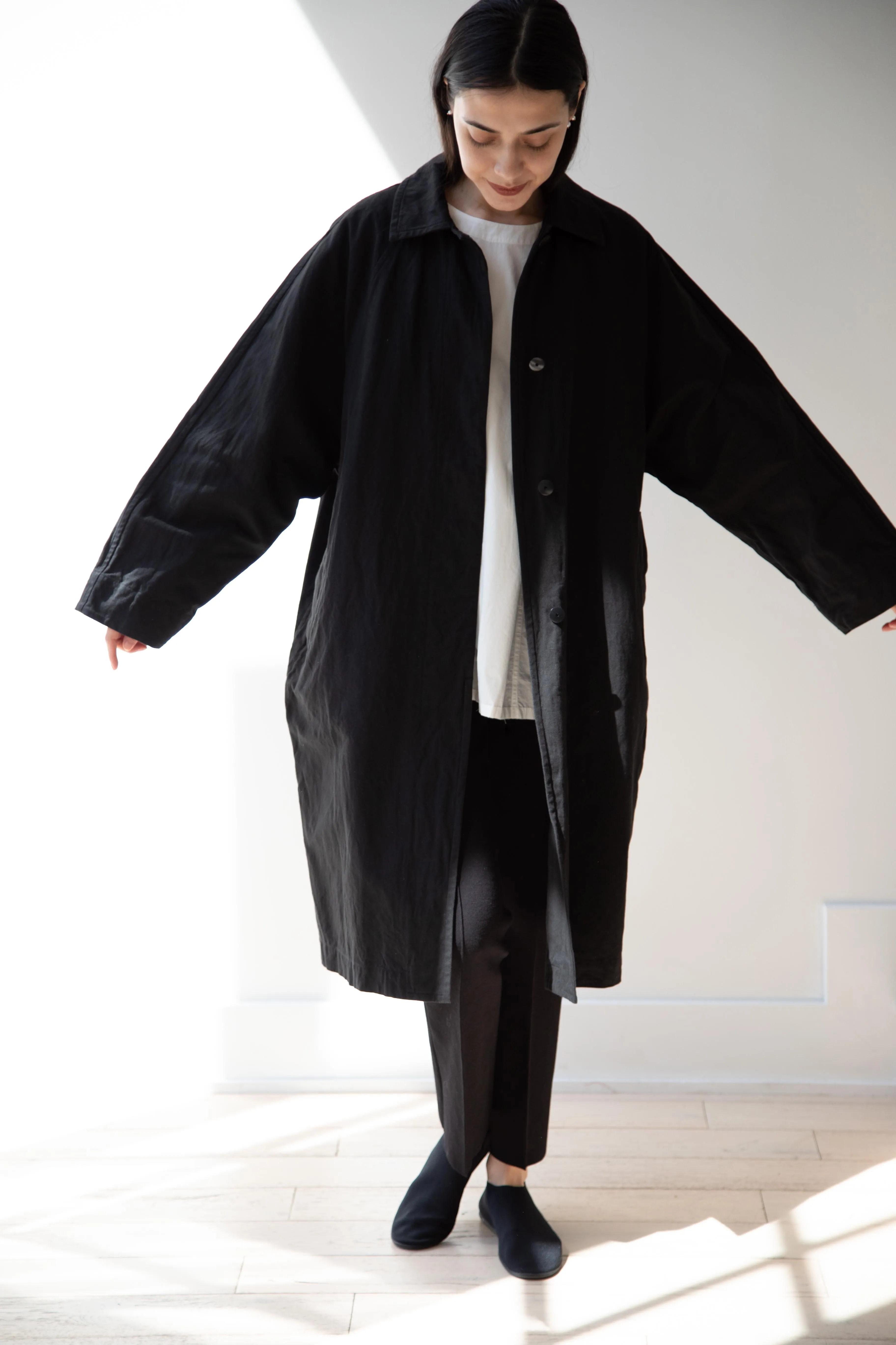 Arts & Science | Bal Collar Coat in Black Cotton Linen