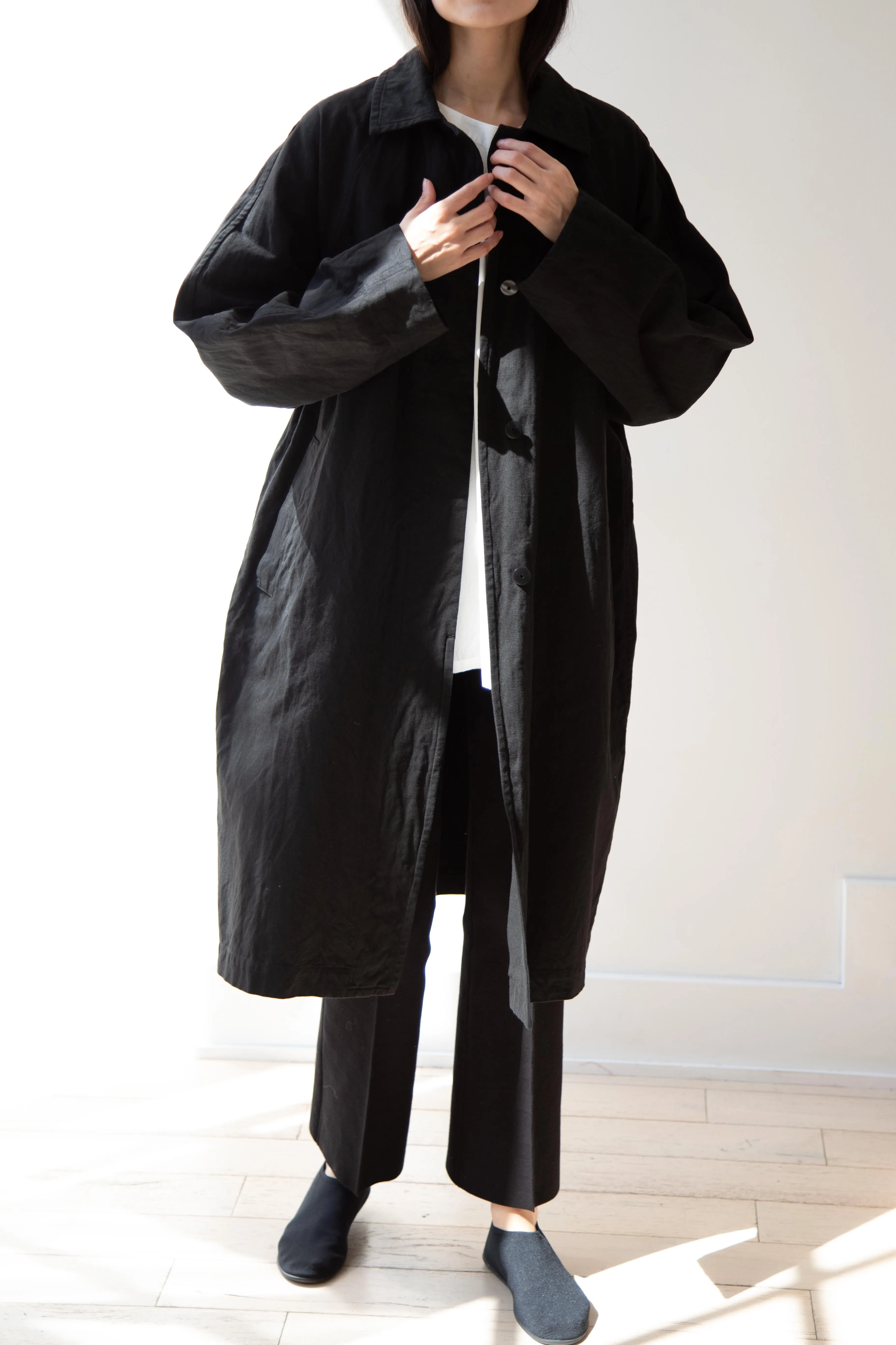 Arts & Science | Bal Collar Coat in Black Cotton Linen