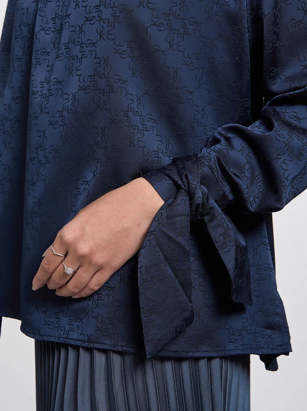 ARUNA GATHERED NECK TOP NAVY