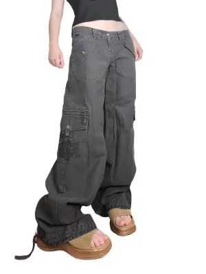 Baggy cargo 90s skater grunge noir