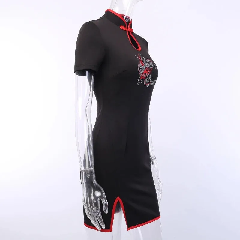 “BLACK EMBROIDERED DRAGON CHEONGSAM" DRESS D051207