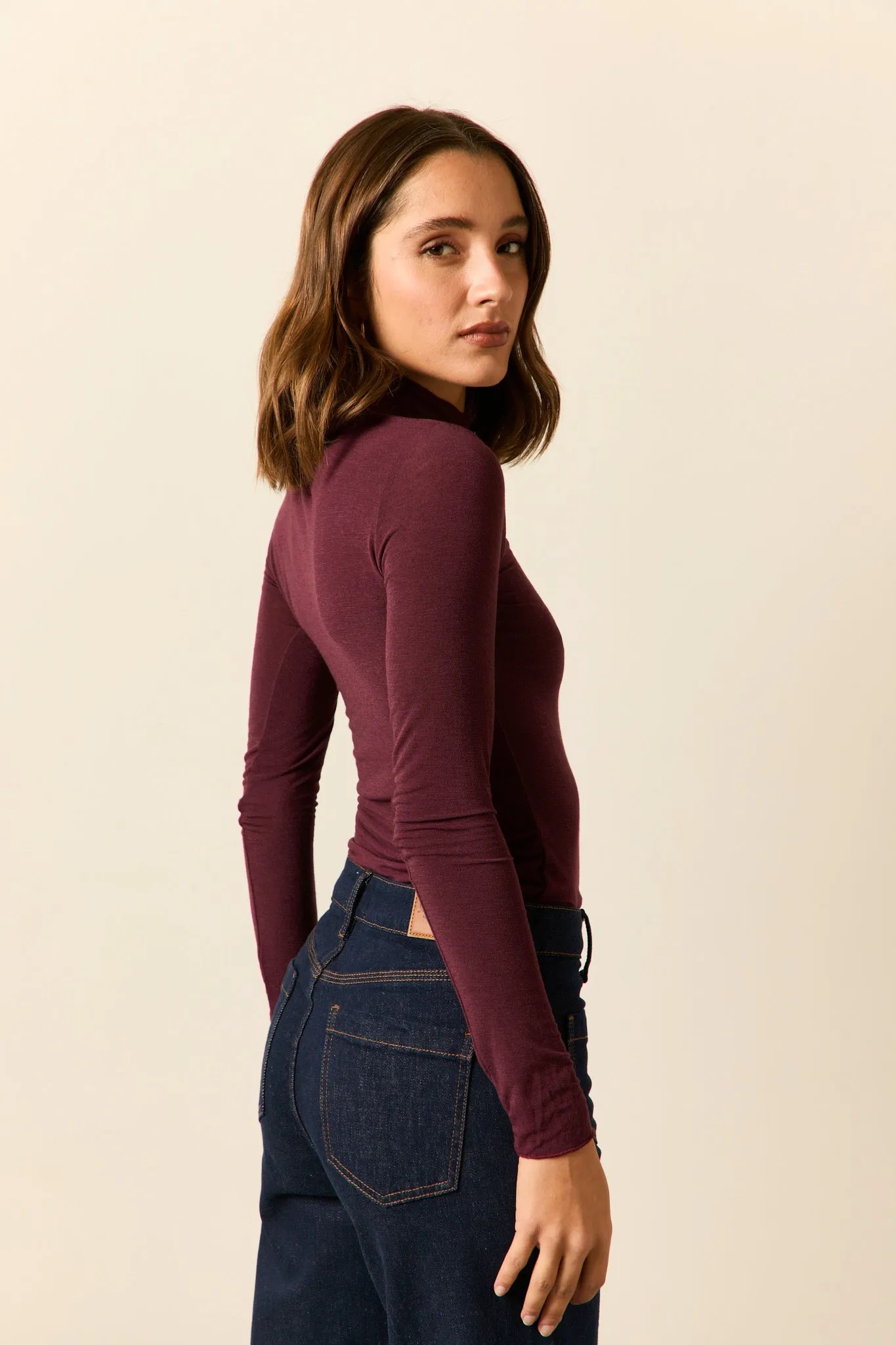 Camiseta segunda piel con cashmere granate