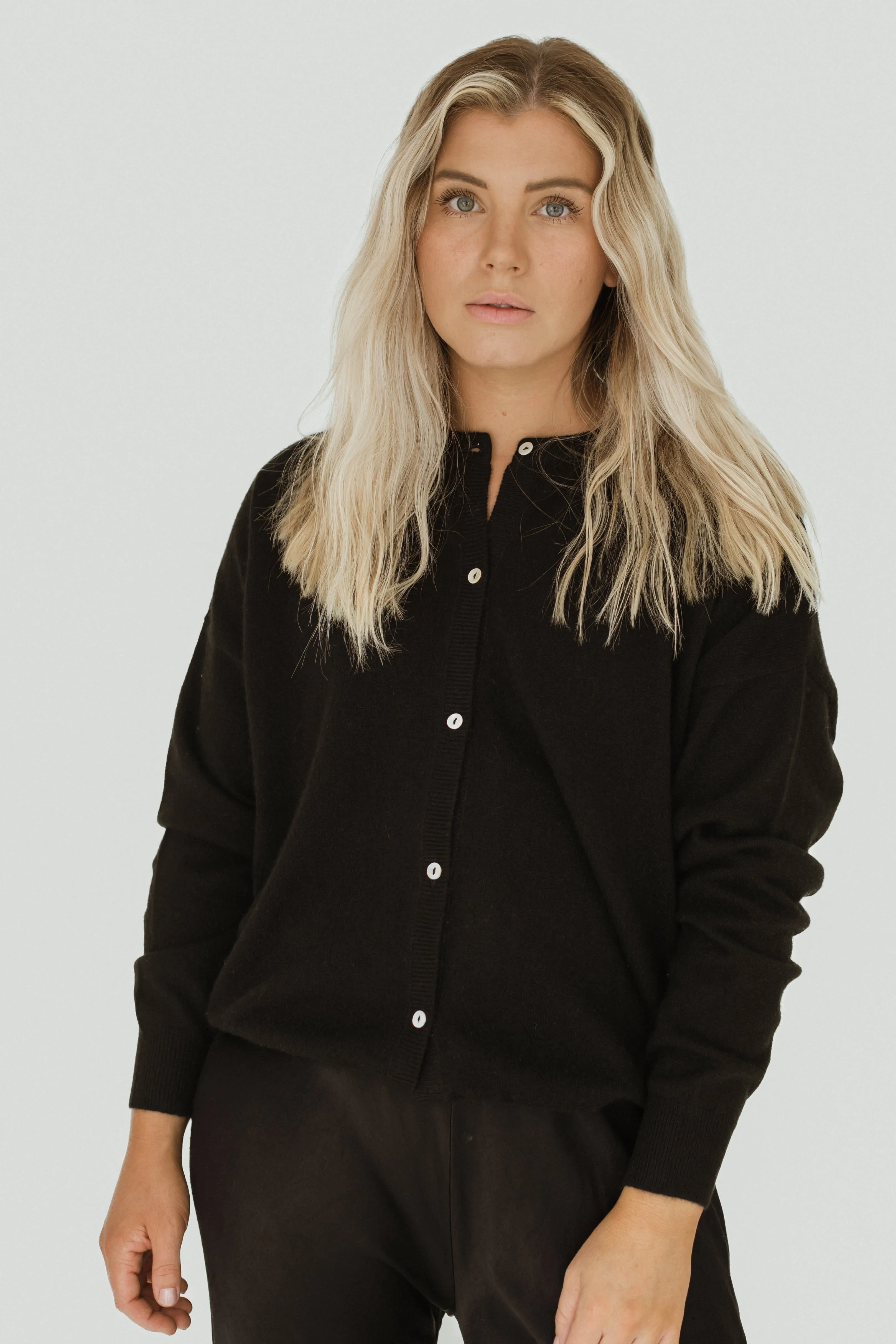 Cashmere Cardigan - Black