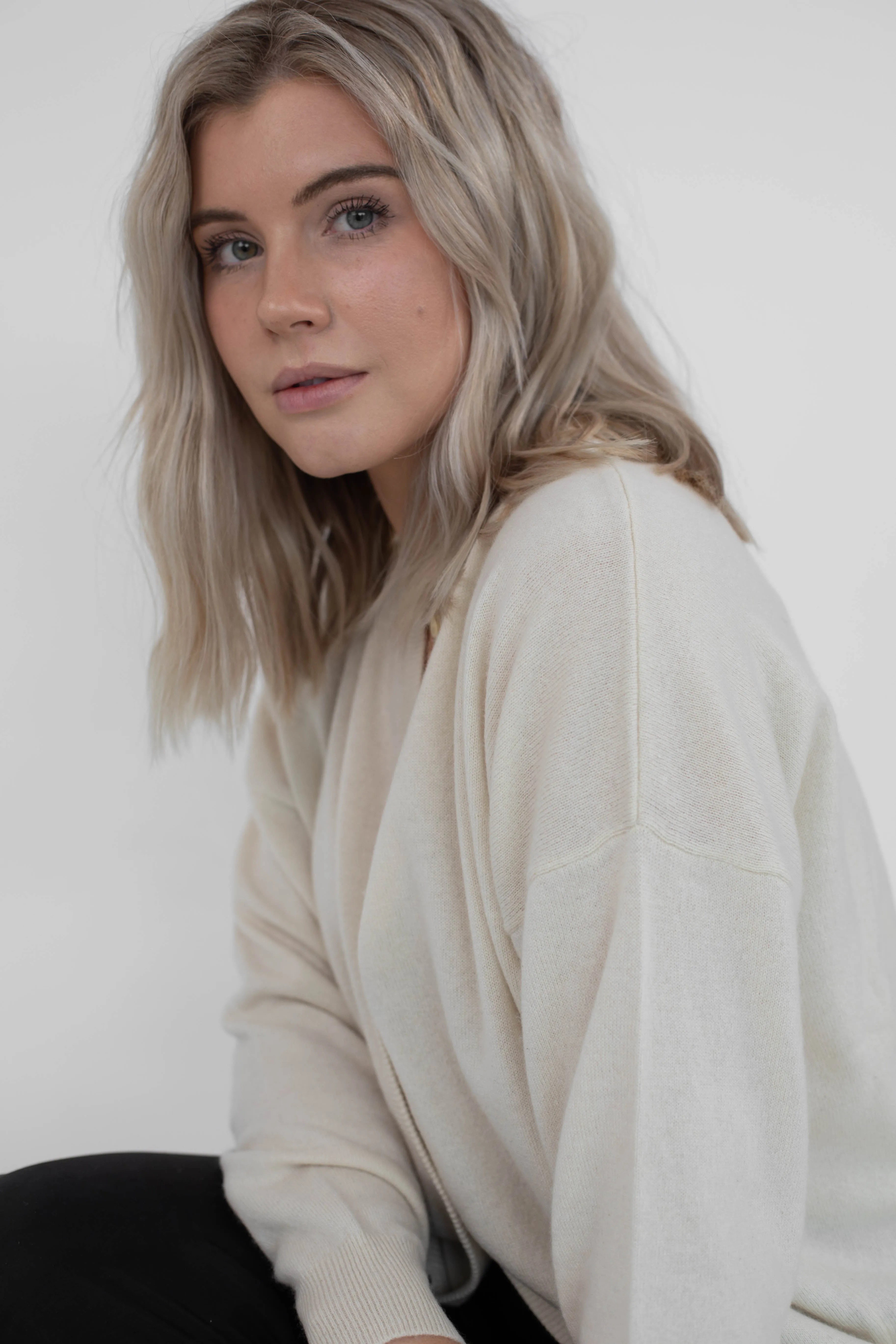 Cashmere Cardigan - Vanilla