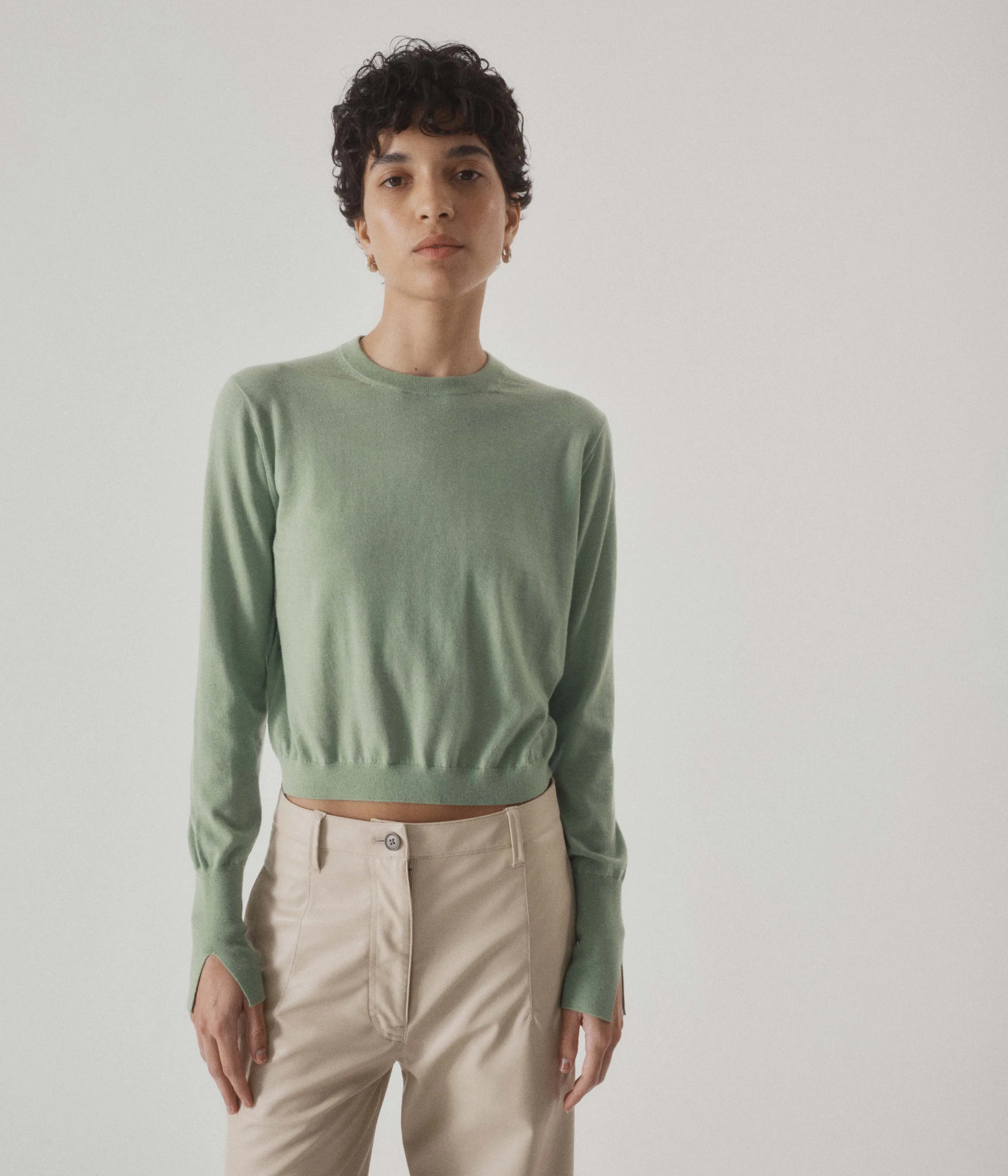 CASHMERE PULLOVER IN PISTACHIO