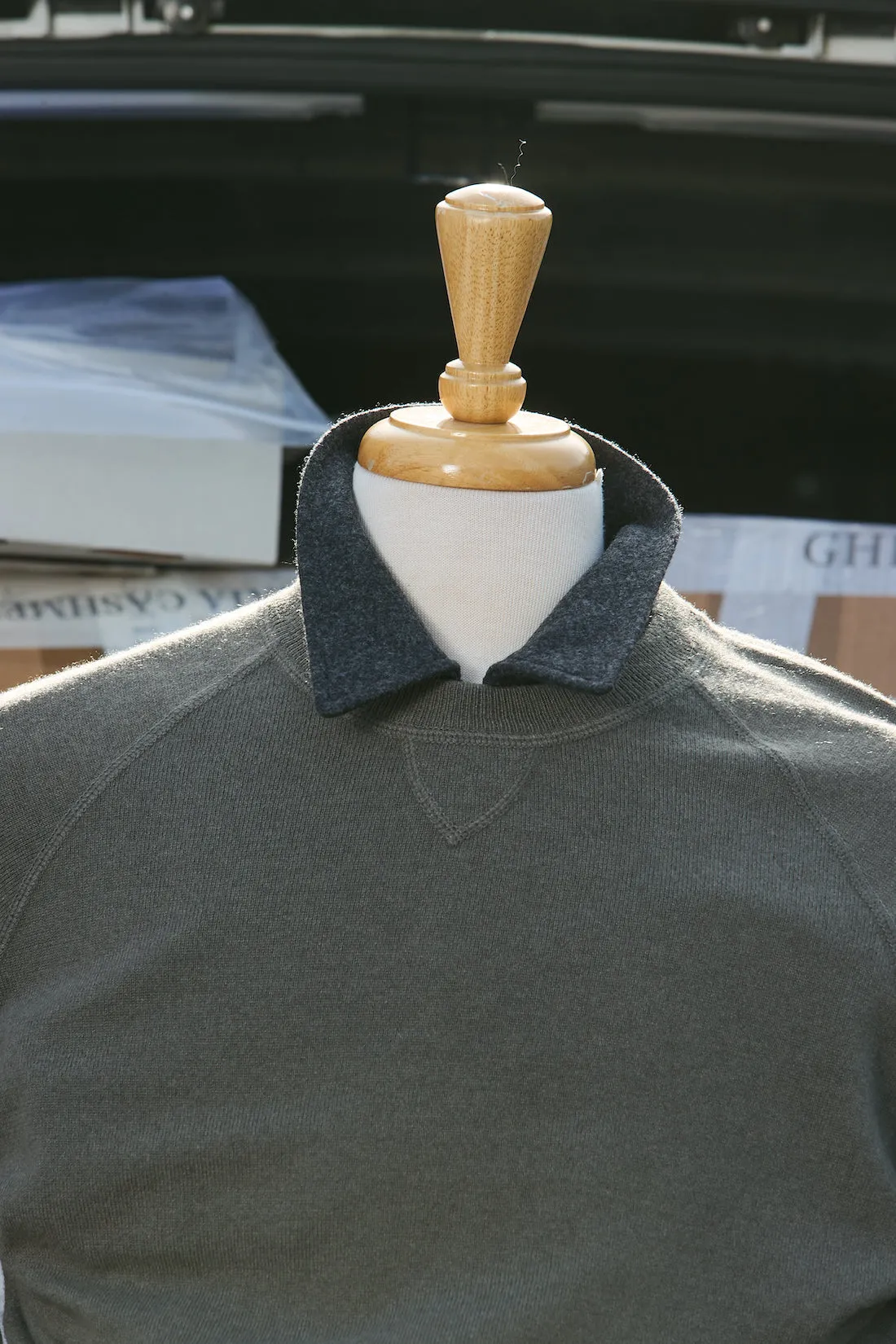 Cashmere Raglan Crewneck