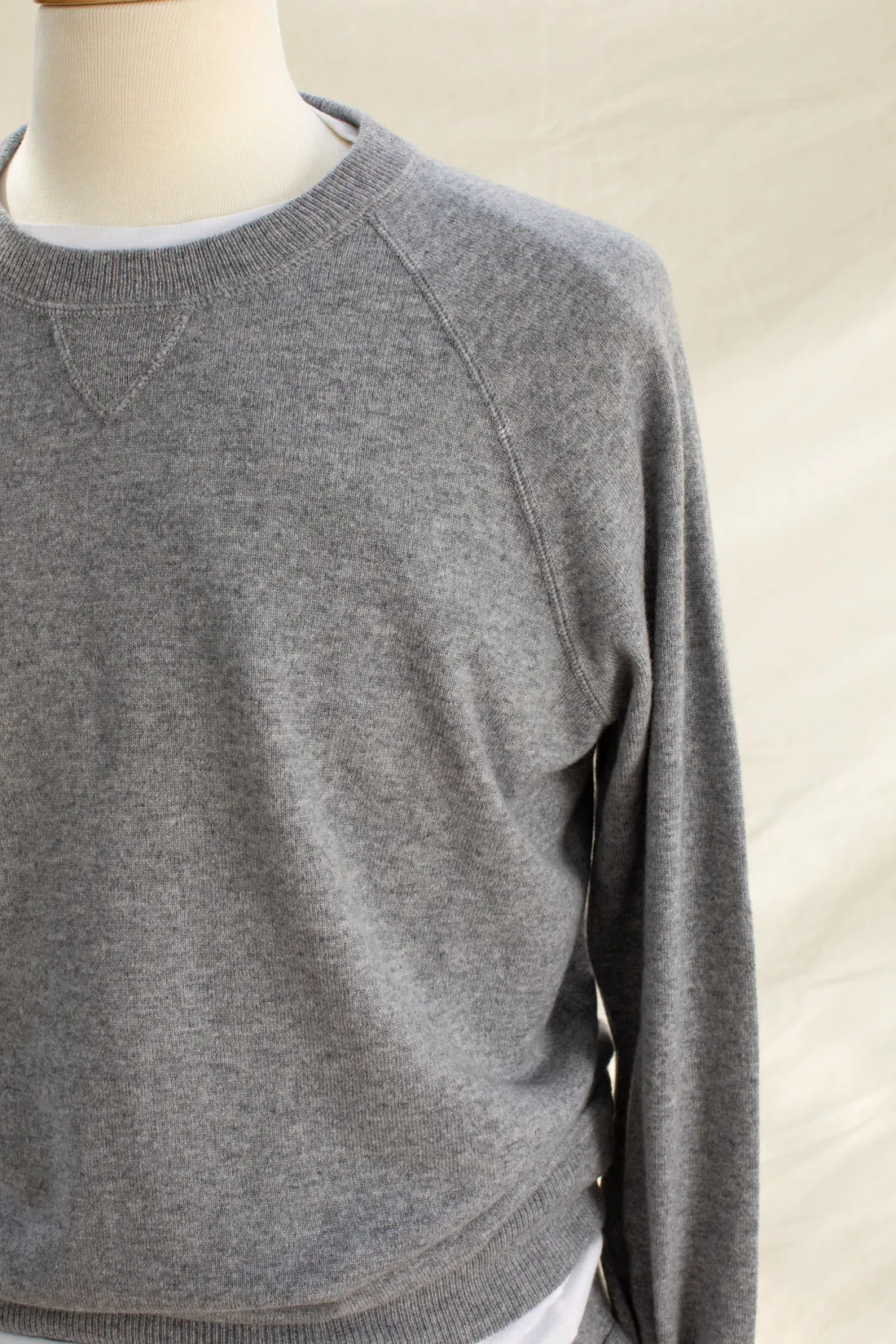Cashmere Raglan Crewneck