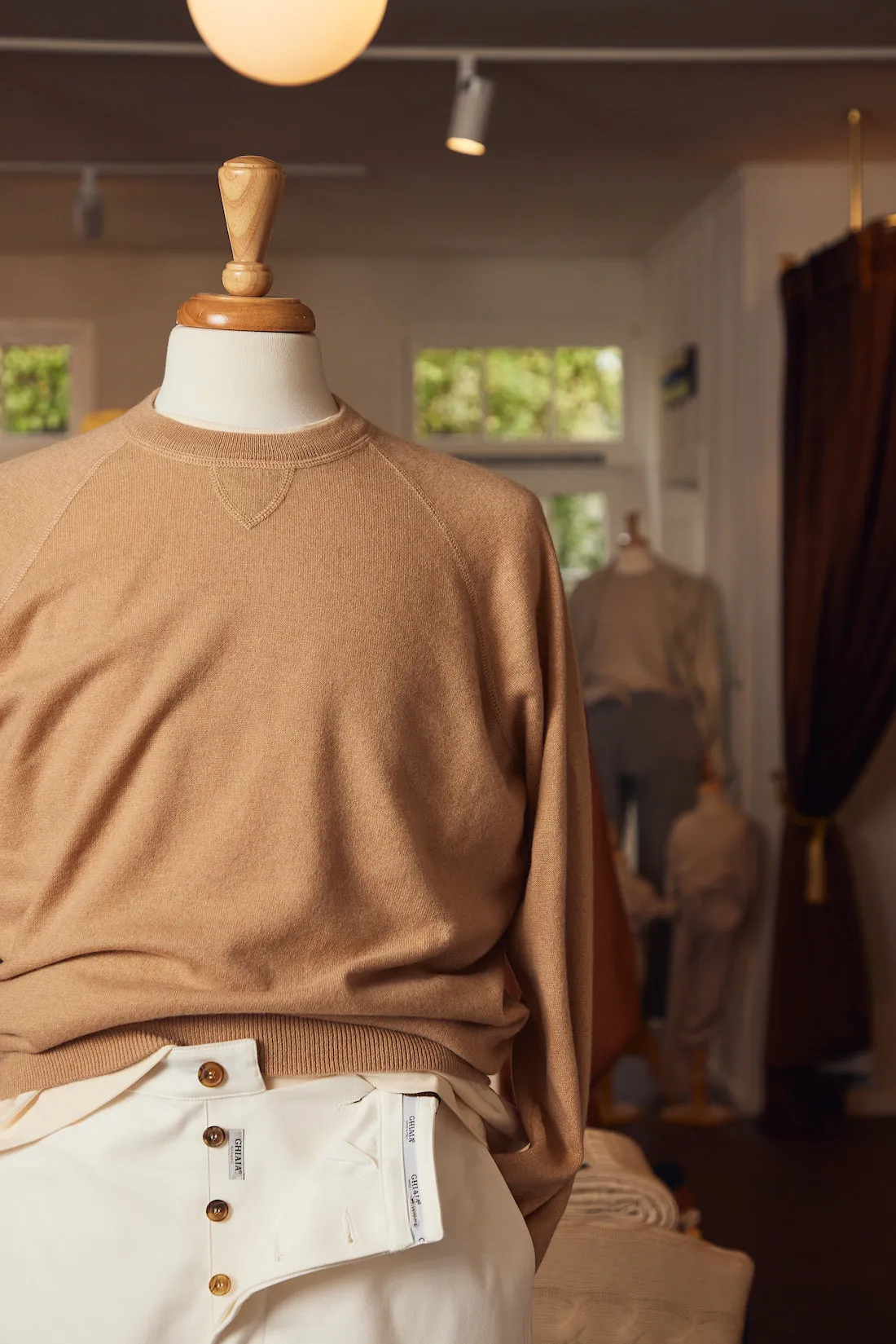 Cashmere Raglan Crewneck