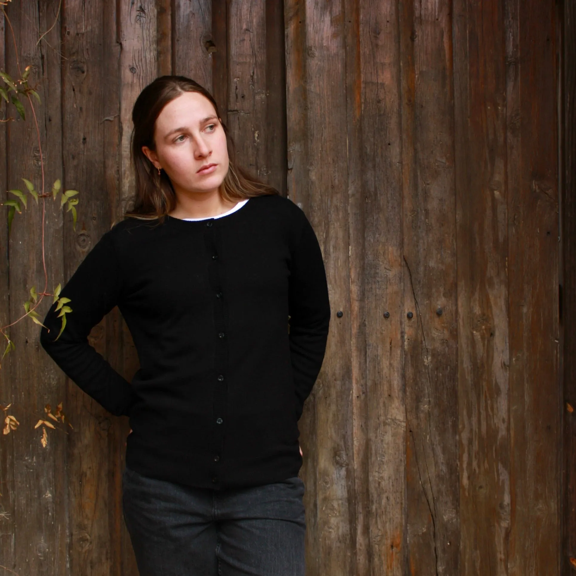 Crew Cardigan - Black