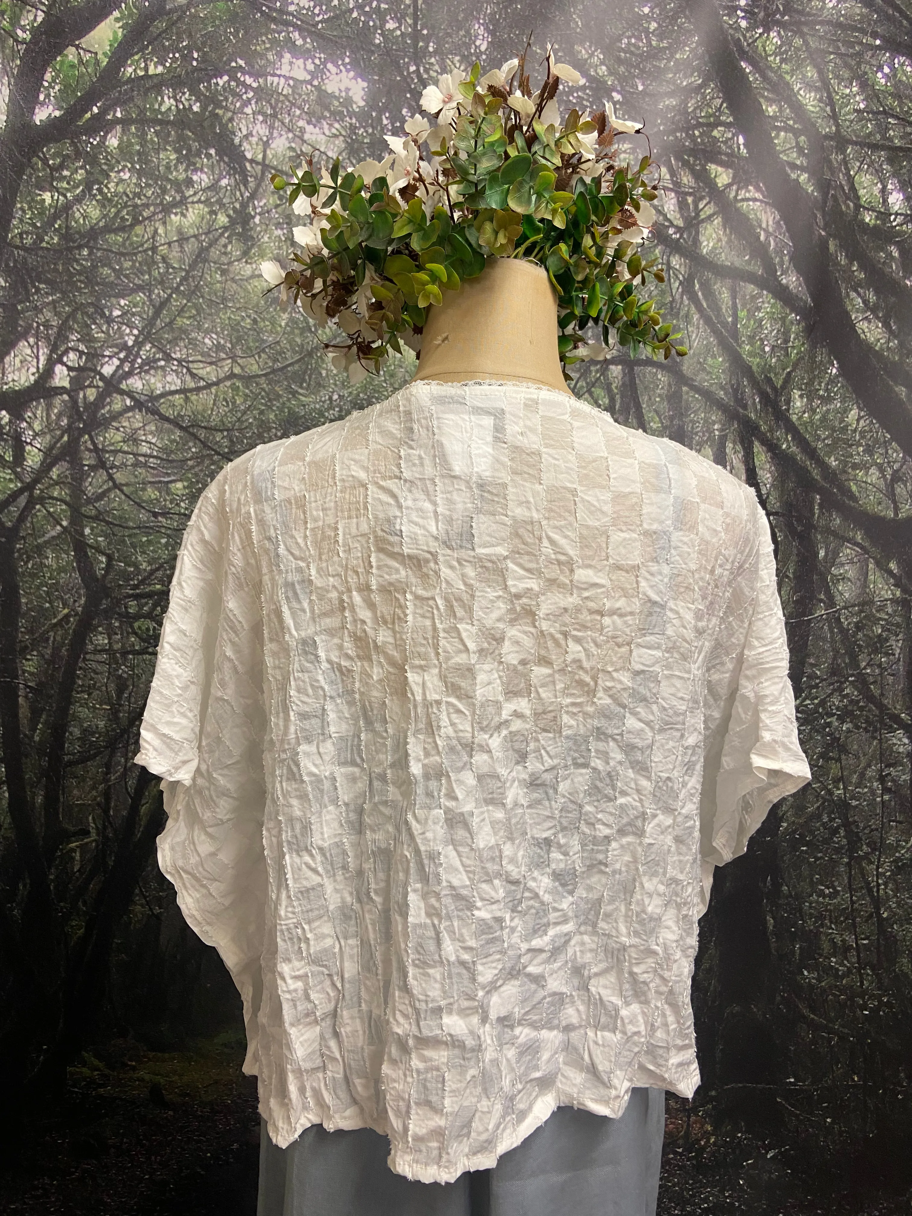 Crinkle off white shrug