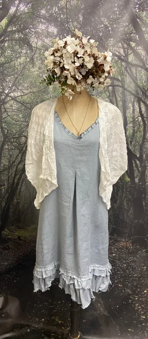 Crinkle off white shrug