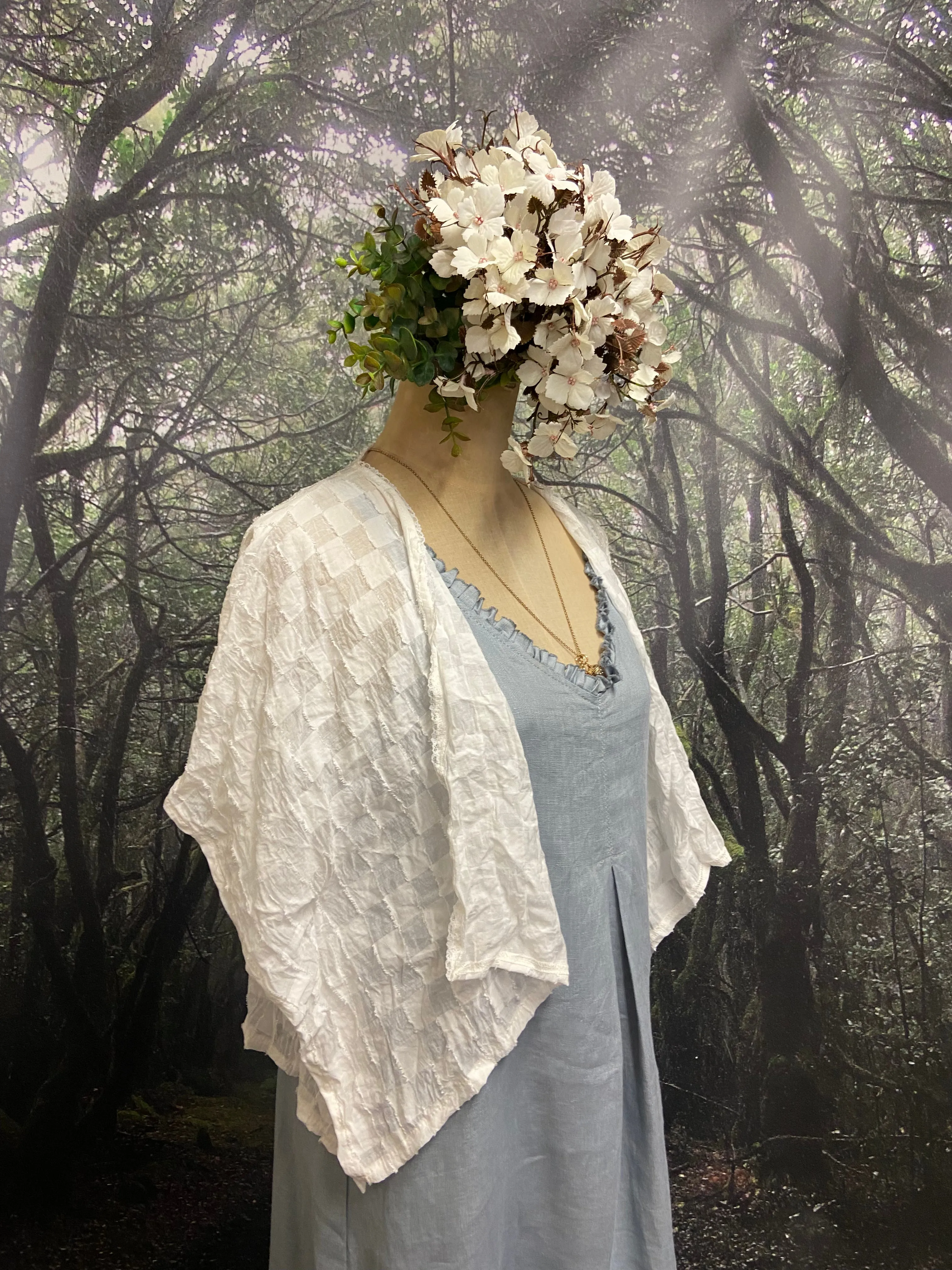 Crinkle off white shrug