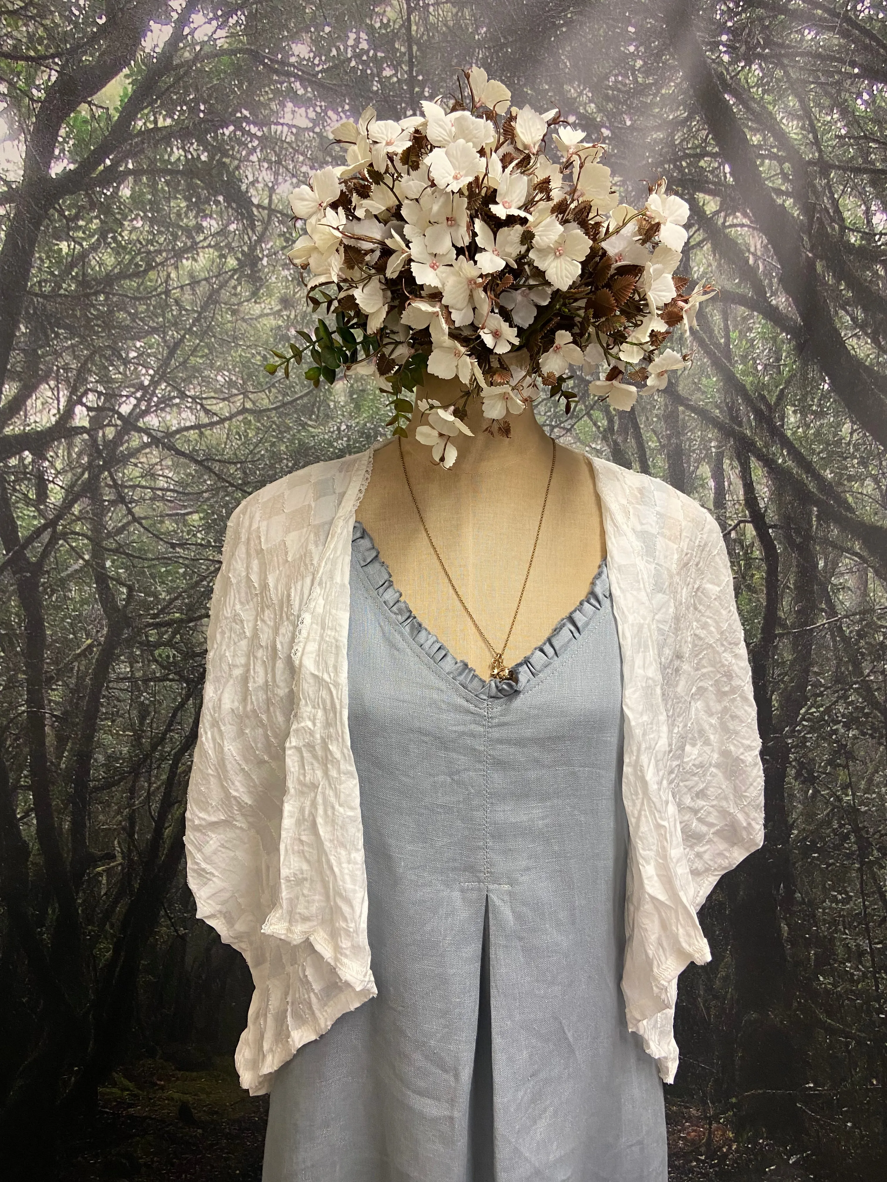 Crinkle off white shrug