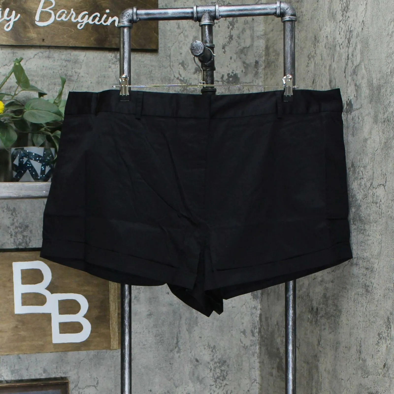 Danielle Bernstein Plus Size Cuffed High Cut Shorts
