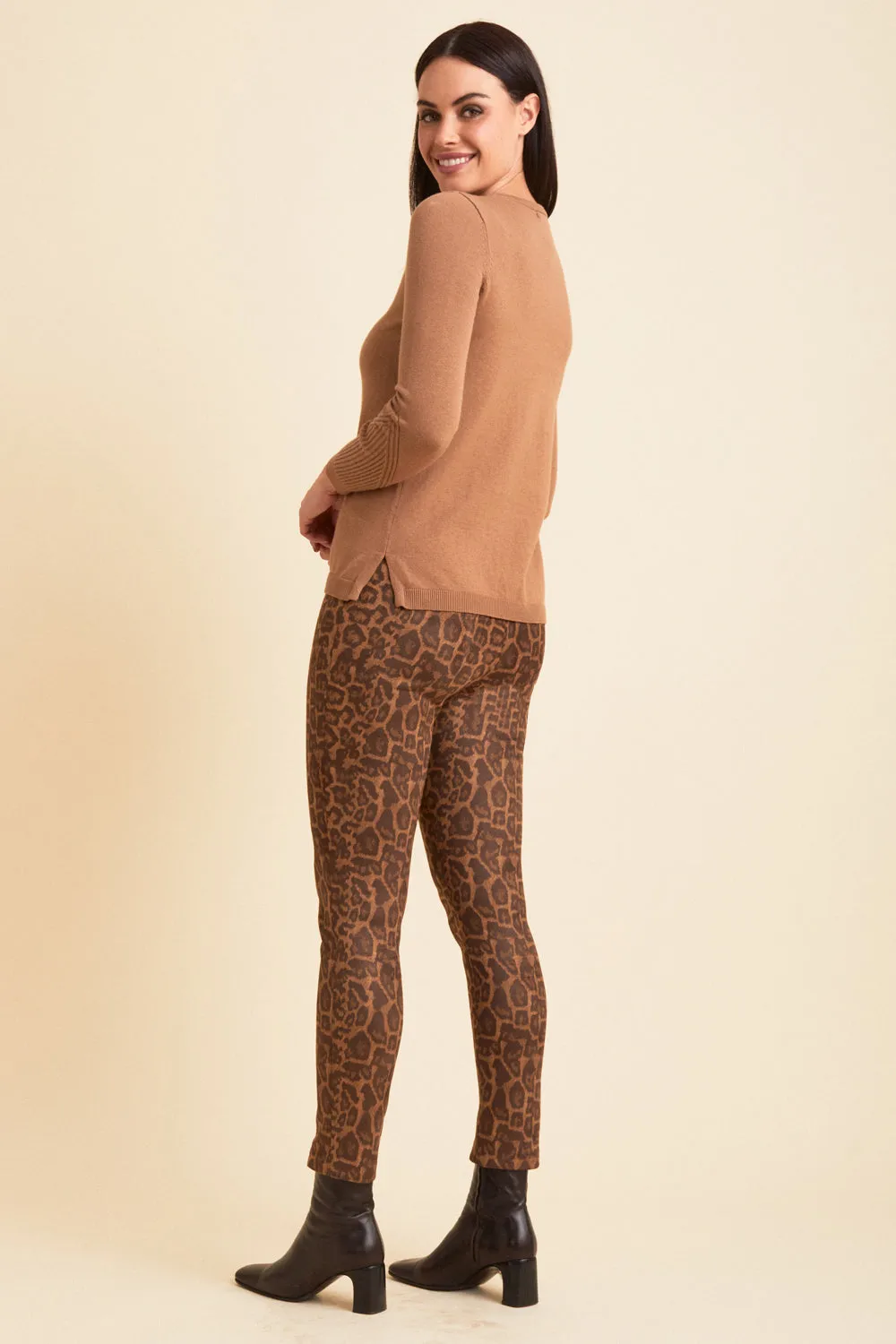 Detail Sleeve Crewneck Knit Top: FINAL SALE