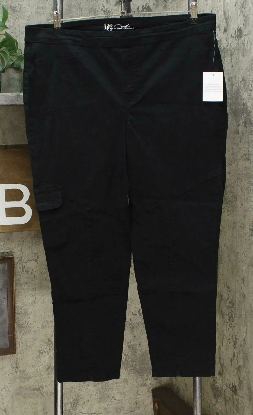 DG2 by Diane Gilman Plus Size Cropped Stretch Twill Cargo Jeggings Black 1X