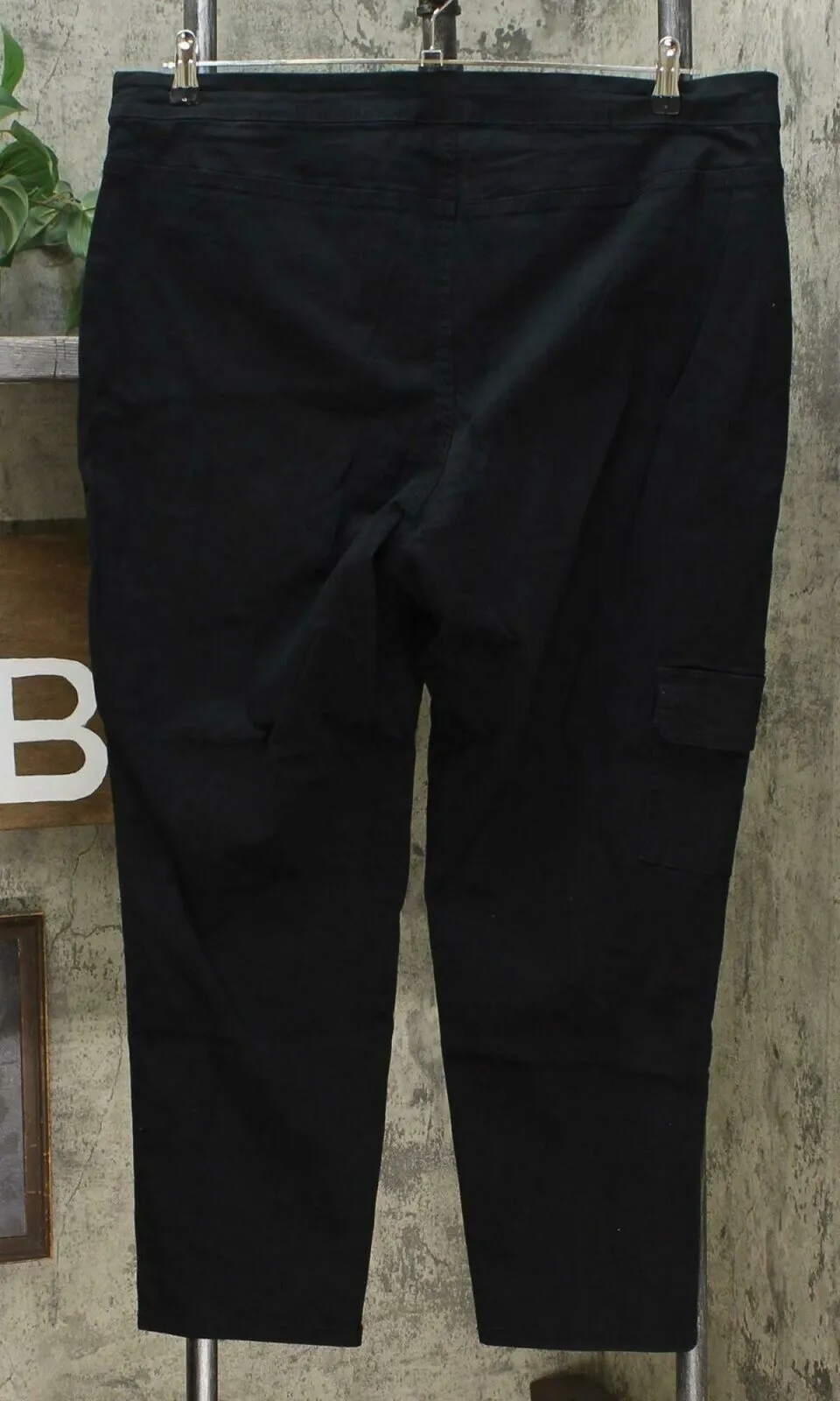 DG2 by Diane Gilman Plus Size Cropped Stretch Twill Cargo Jeggings Black 1X