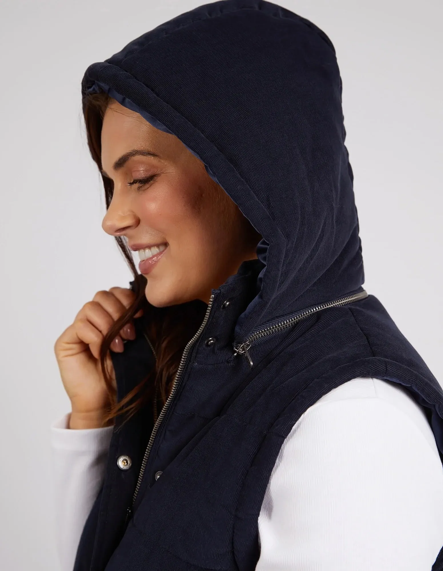 Elm Cord Puffer Vest Dark Sapphire