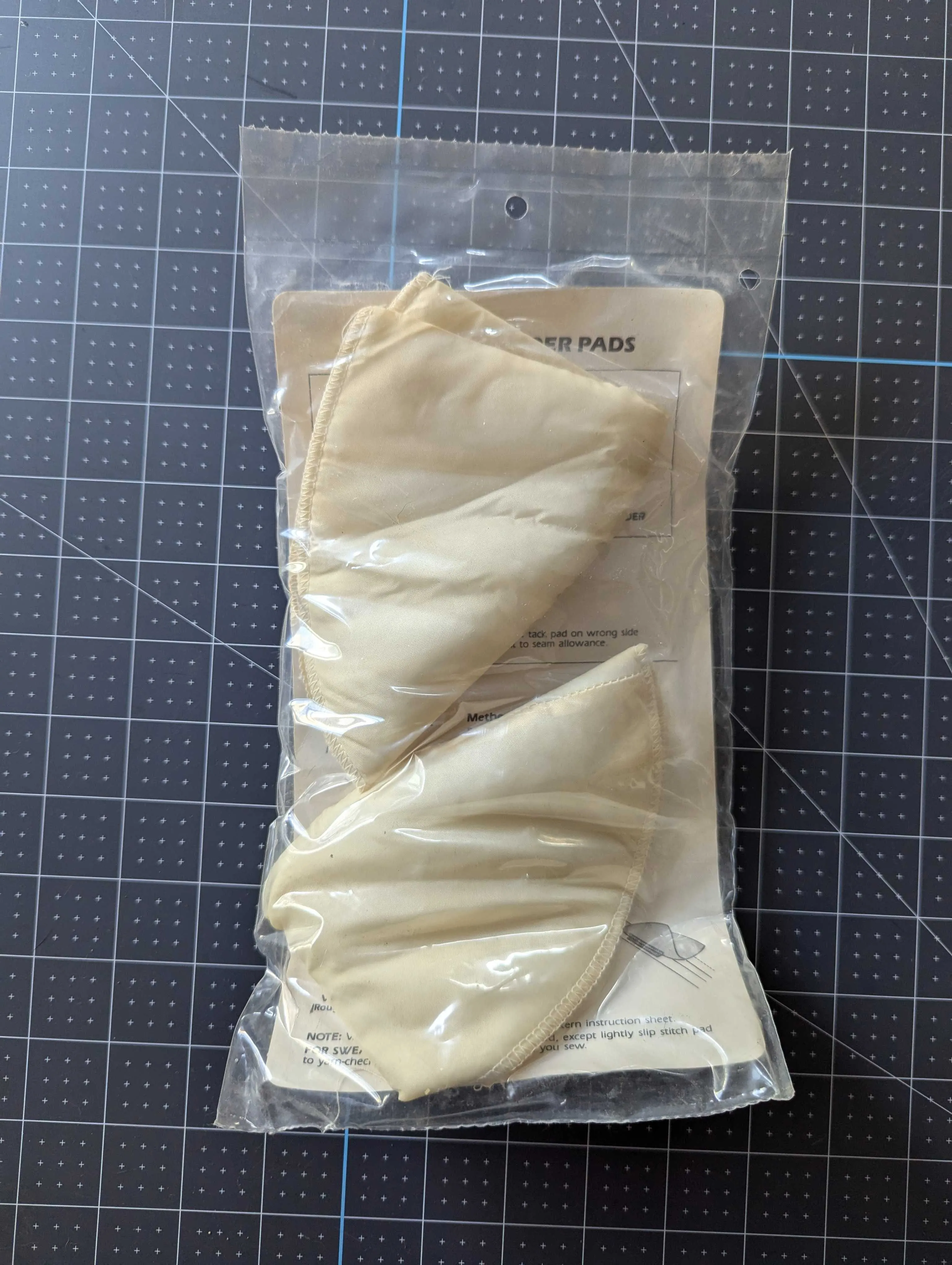 EZ Shoulder Pads - Beige - 1/2" Thick - 1980s