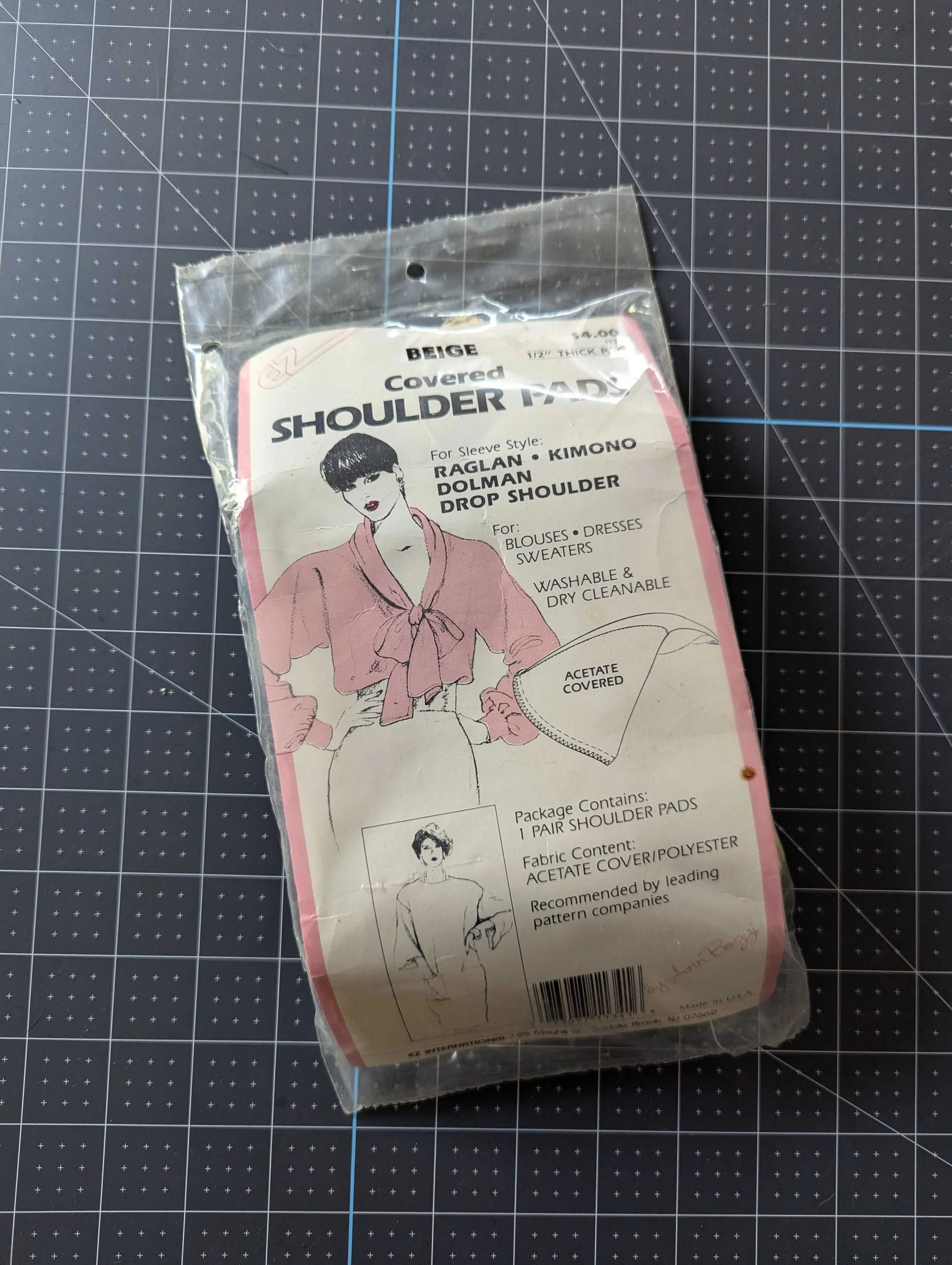EZ Shoulder Pads - Beige - 1/2" Thick - 1980s