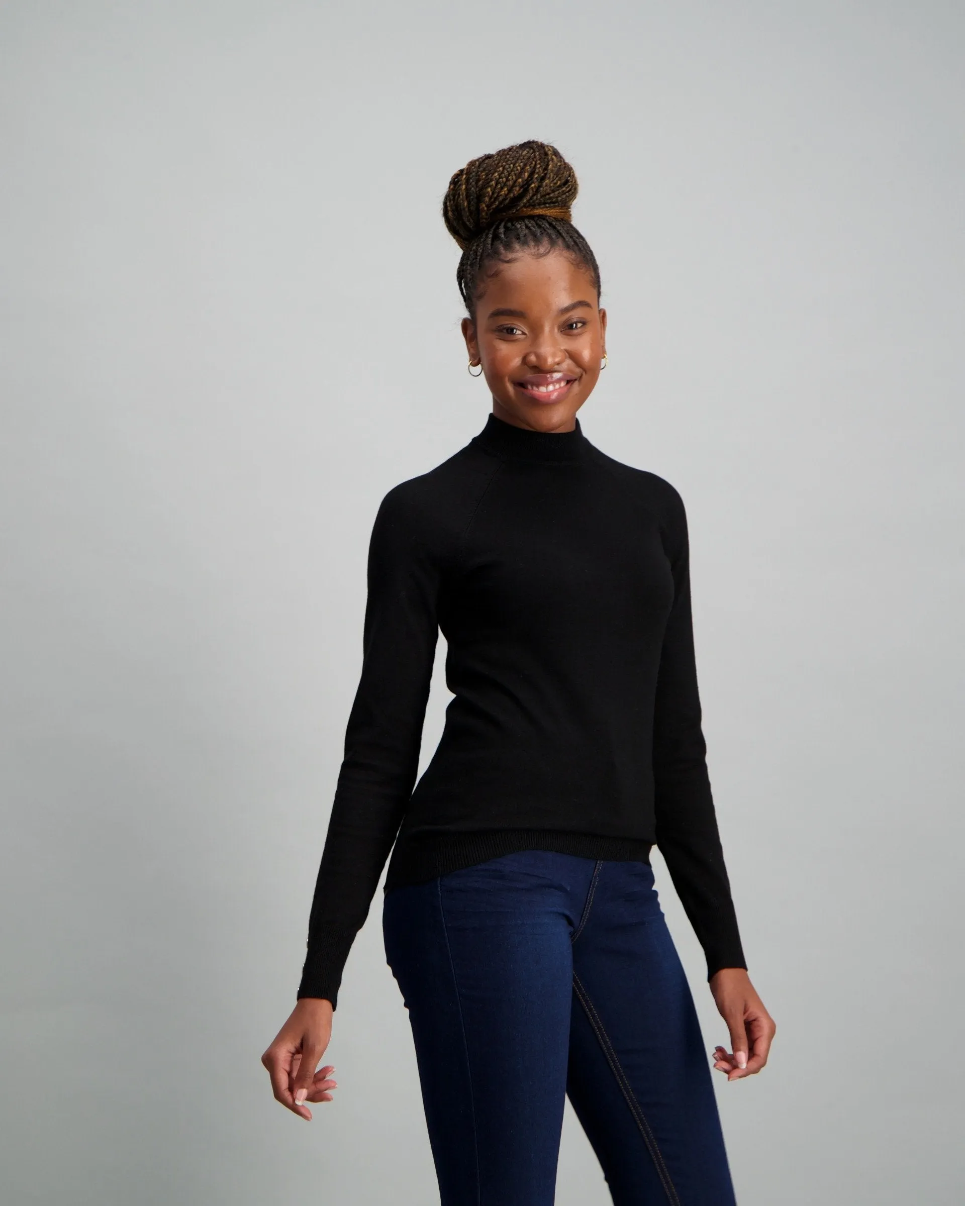 Ladies-Long Sleeve Raglan Turtle Neck Pull Over Black