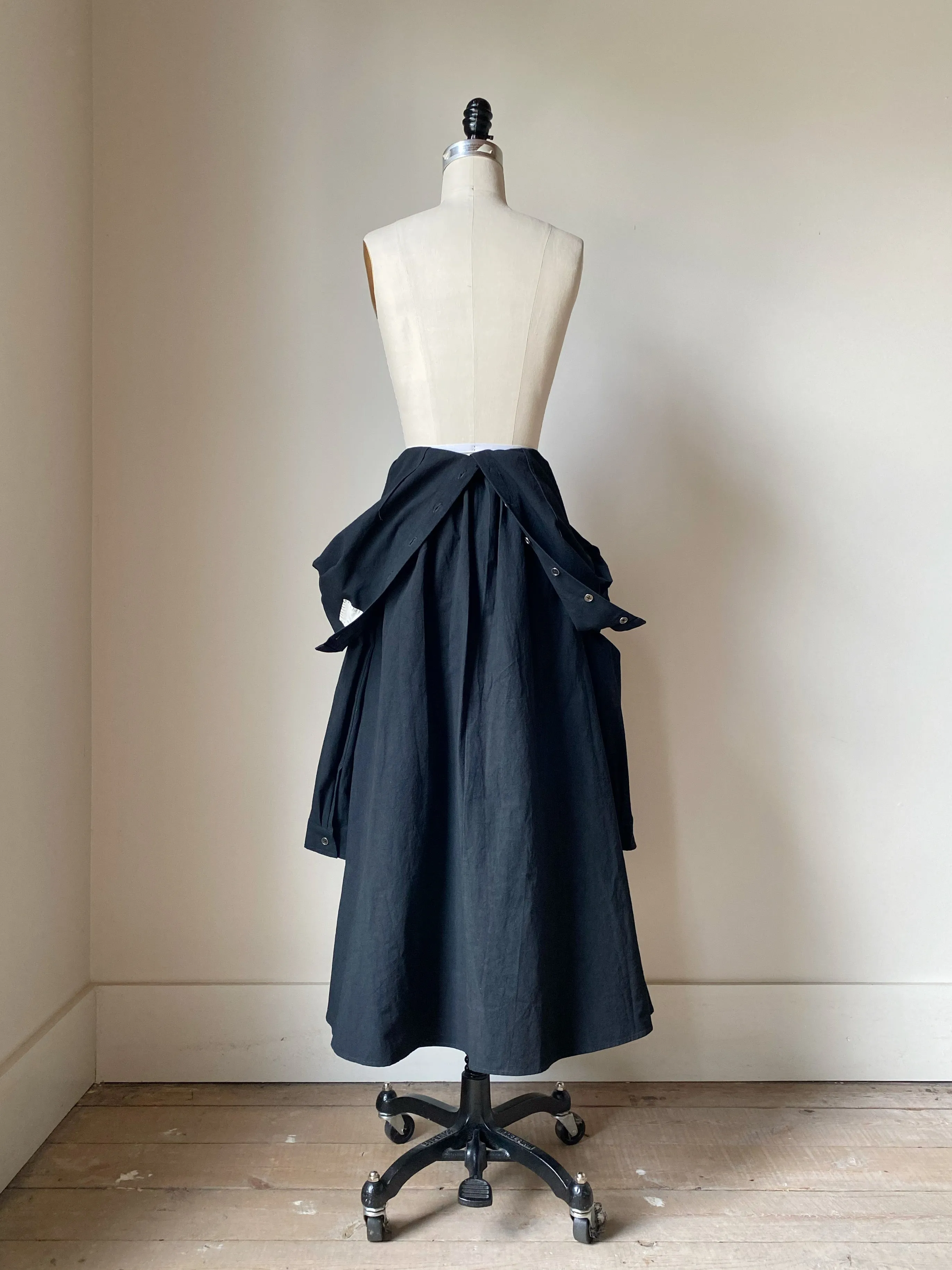 lillian worker dress with collapsible bodice into skirt