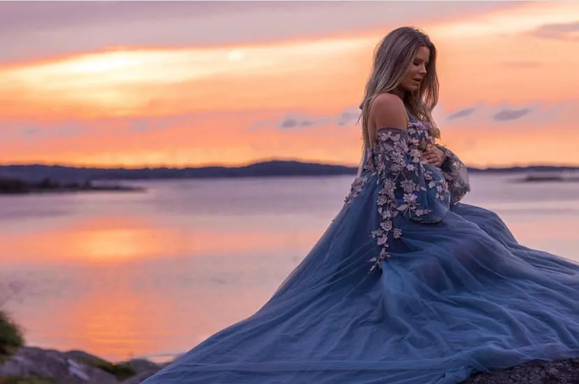 Long Sleeve Gorgeous Maternity Gown for Photoshoot Photography Dress for Photo Sessions YW231001