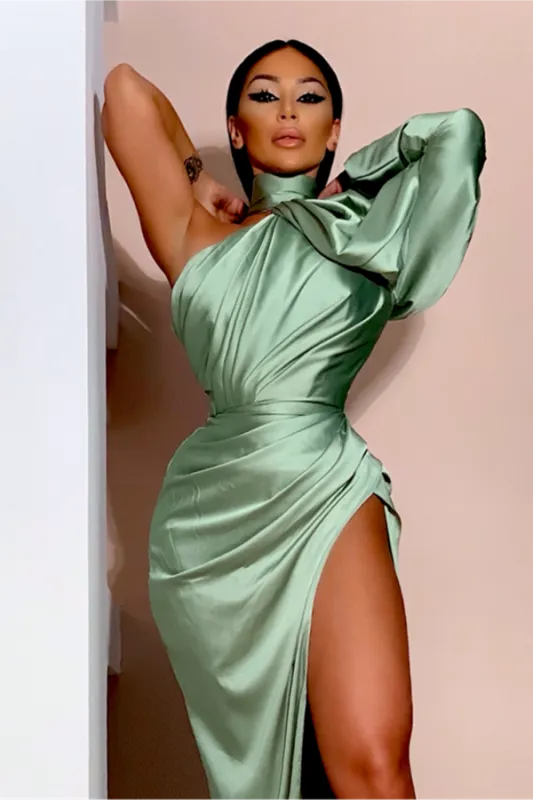 Long Sleeves Puffy Prom Dress With Split