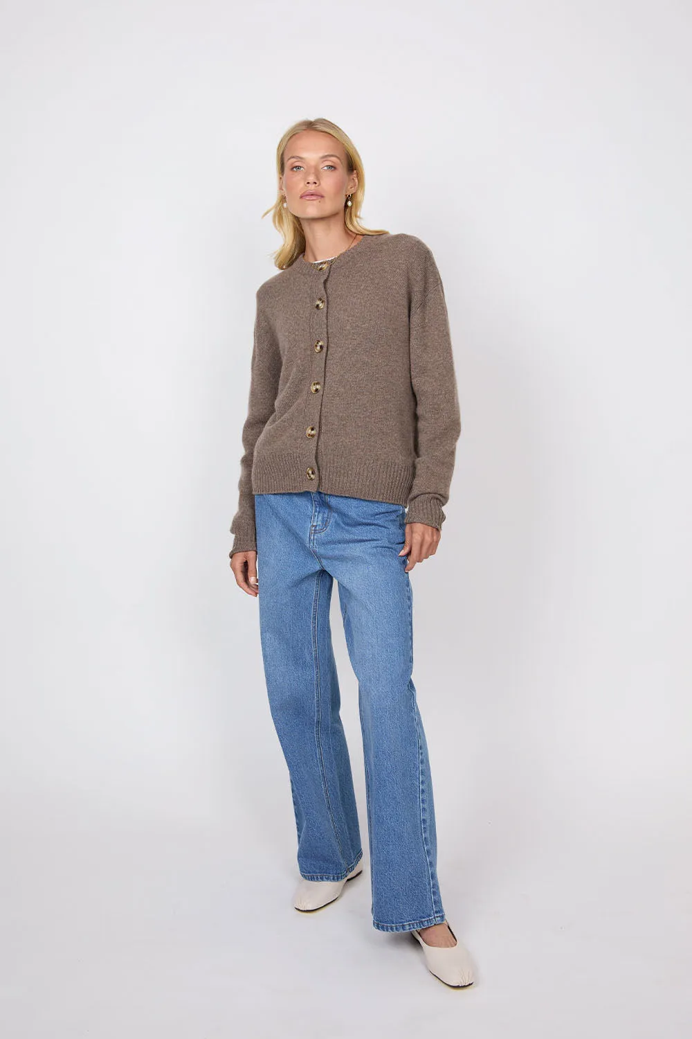 Luxe Cashmere Cardigan - Hazelnut