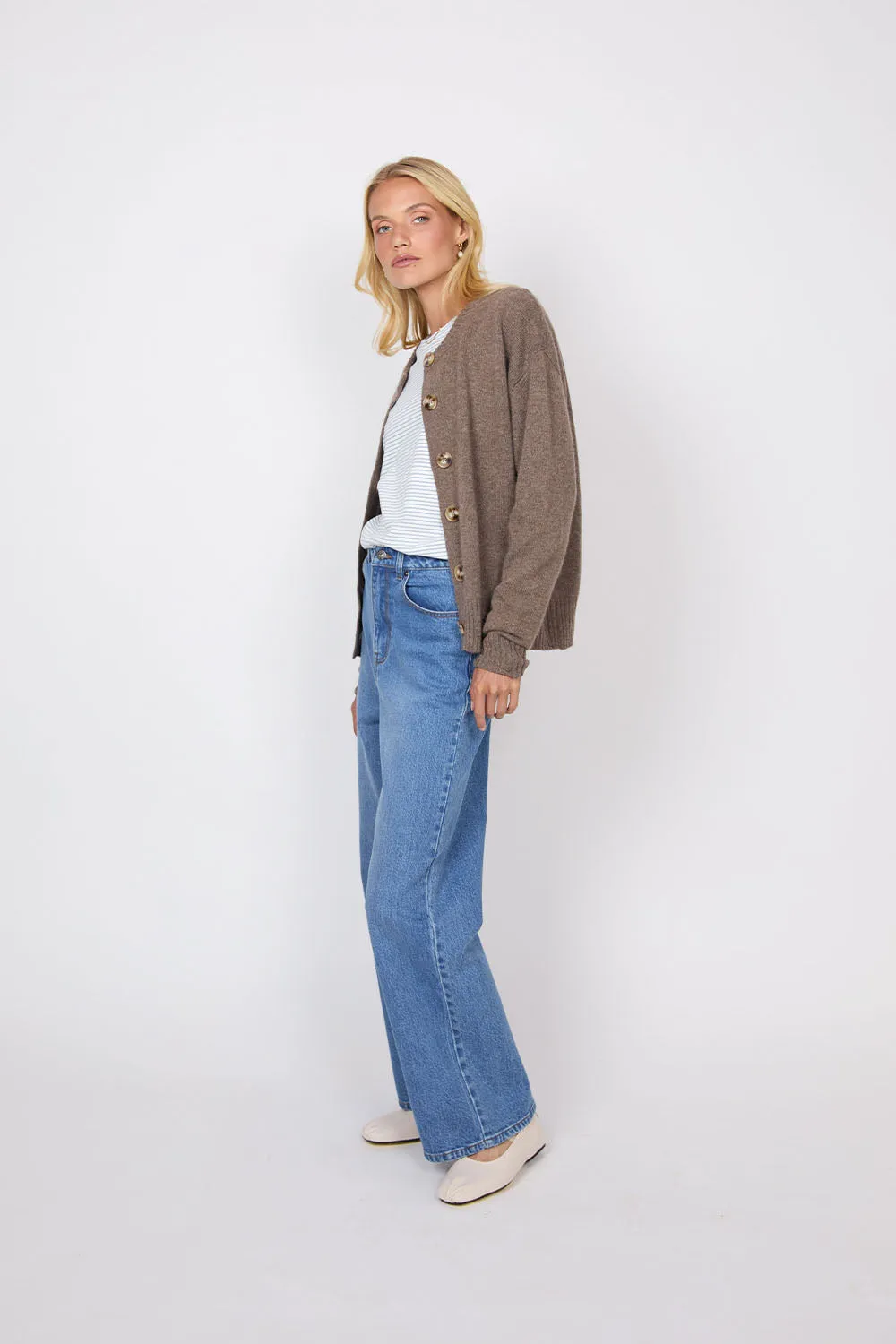 Luxe Cashmere Cardigan - Hazelnut