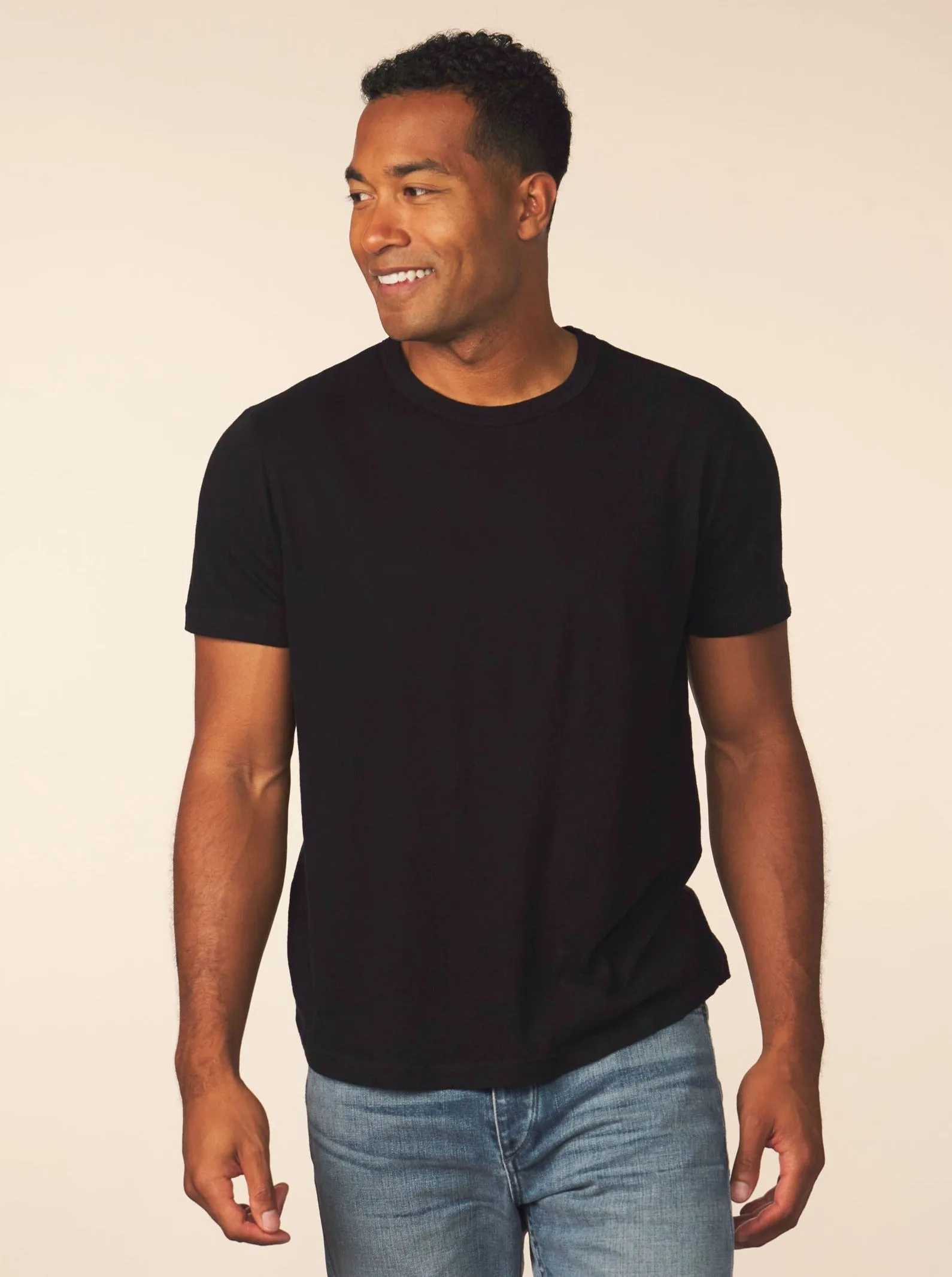 men’s cotton cashmere tee - black
