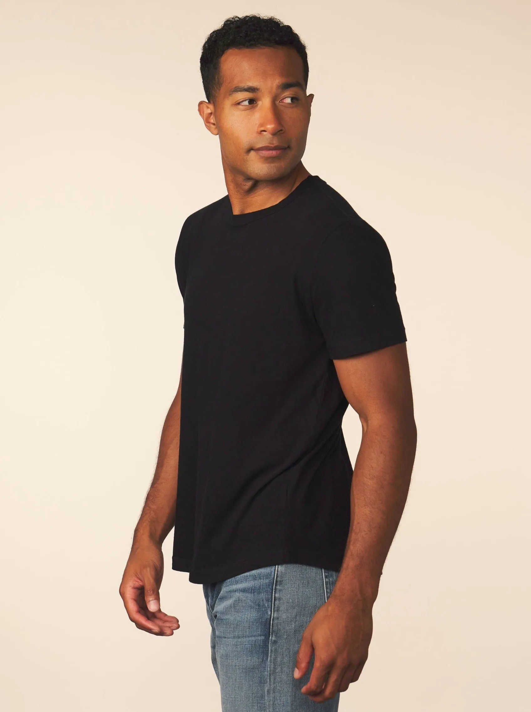men’s cotton cashmere tee - black