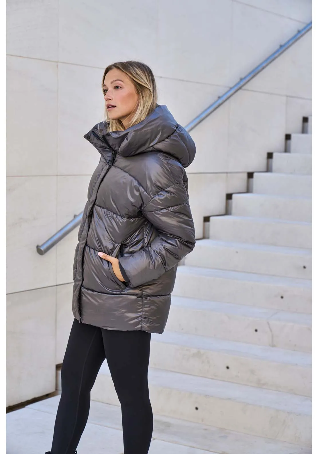 Moriarty  Puffer Jacket - Brown