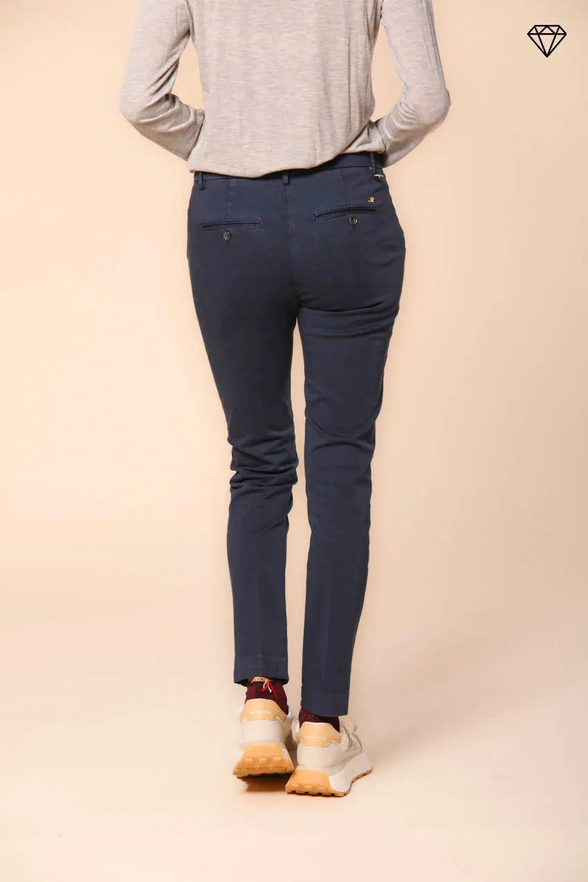 New York Slim women's chino pants in satin slim fit ①