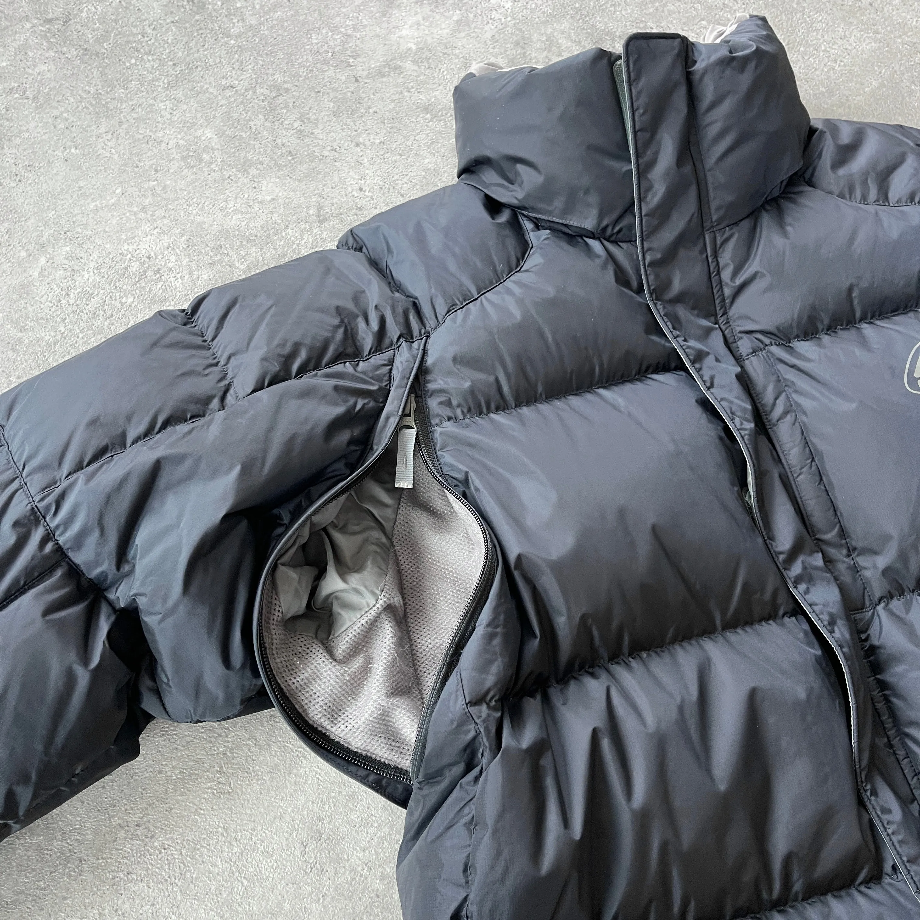 Nike ACG RARE 2000s heavyweight technical down fill puffer jacket (S)
