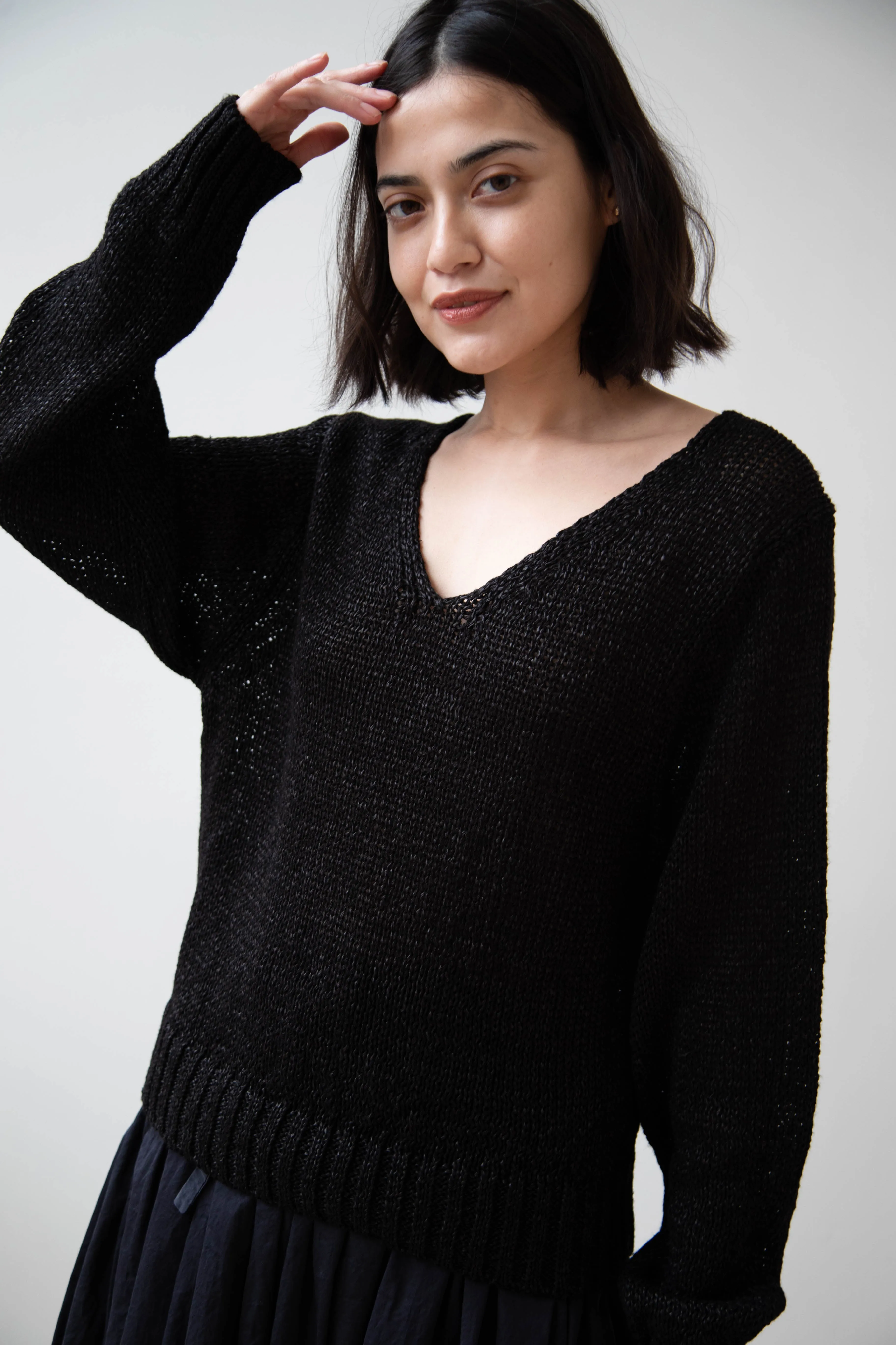 Nothing Written | Sia V-Neck Pullover in Black