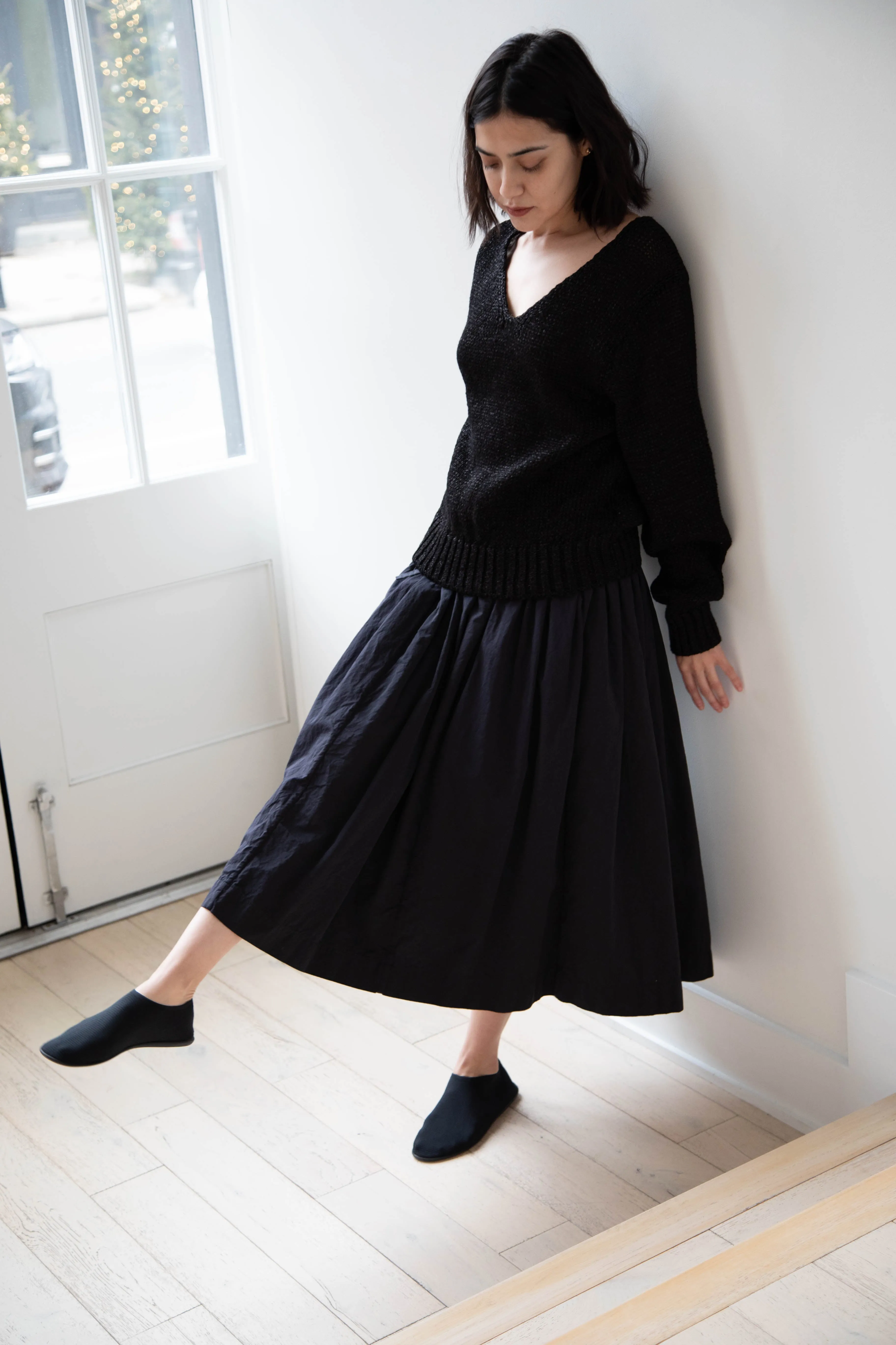 Nothing Written | Sia V-Neck Pullover in Black