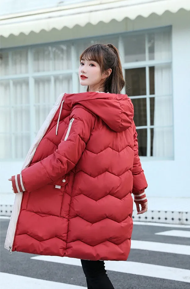 Relaxed-fit Water-resistant Women's Puffer Coat with Flap Pocket