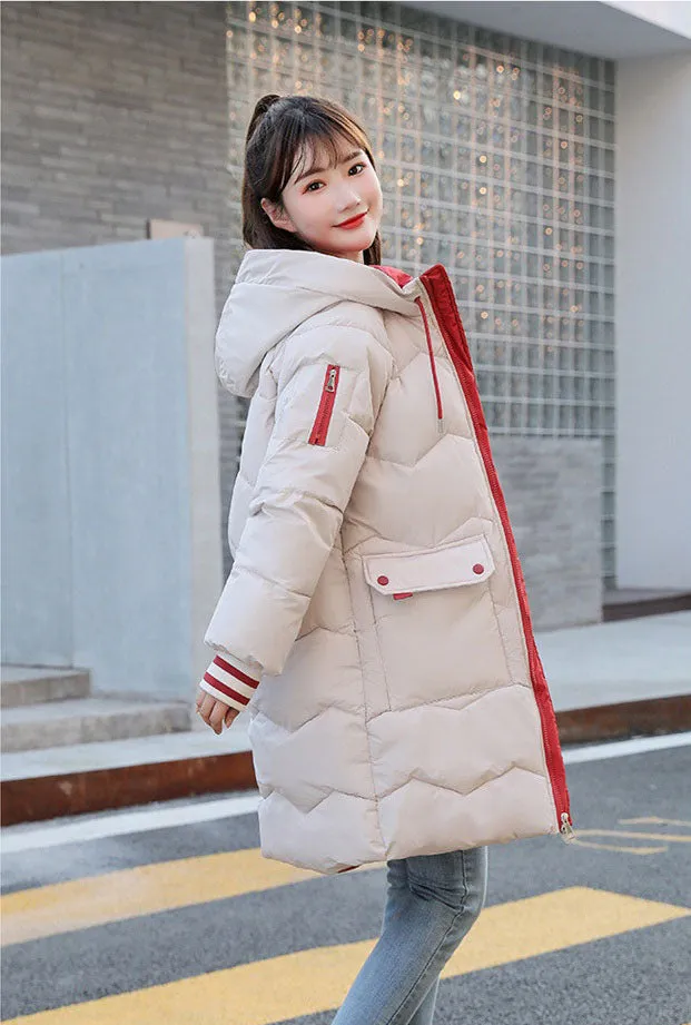Relaxed-fit Water-resistant Women's Puffer Coat with Flap Pocket