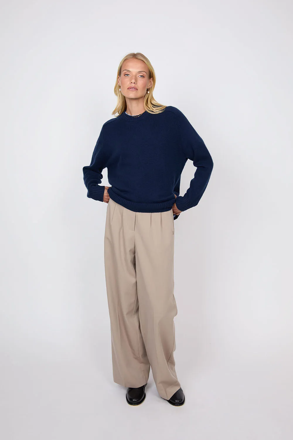 Saddle Cashmere Crew - Midnight