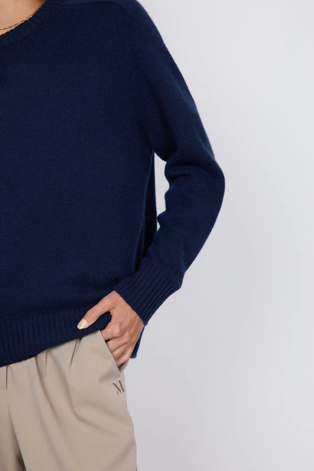 Saddle Cashmere Crew - Midnight